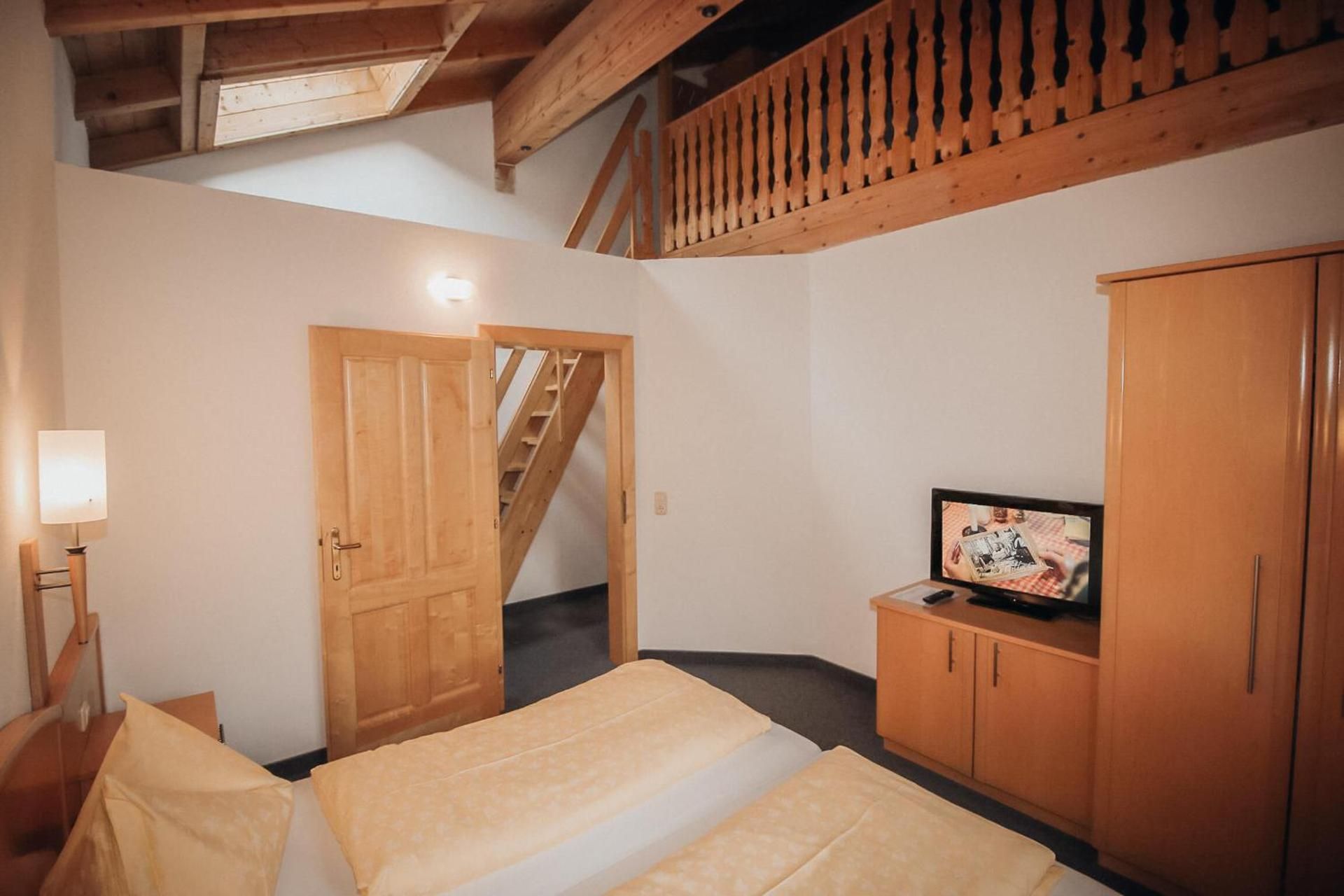 Apartment - Split Level