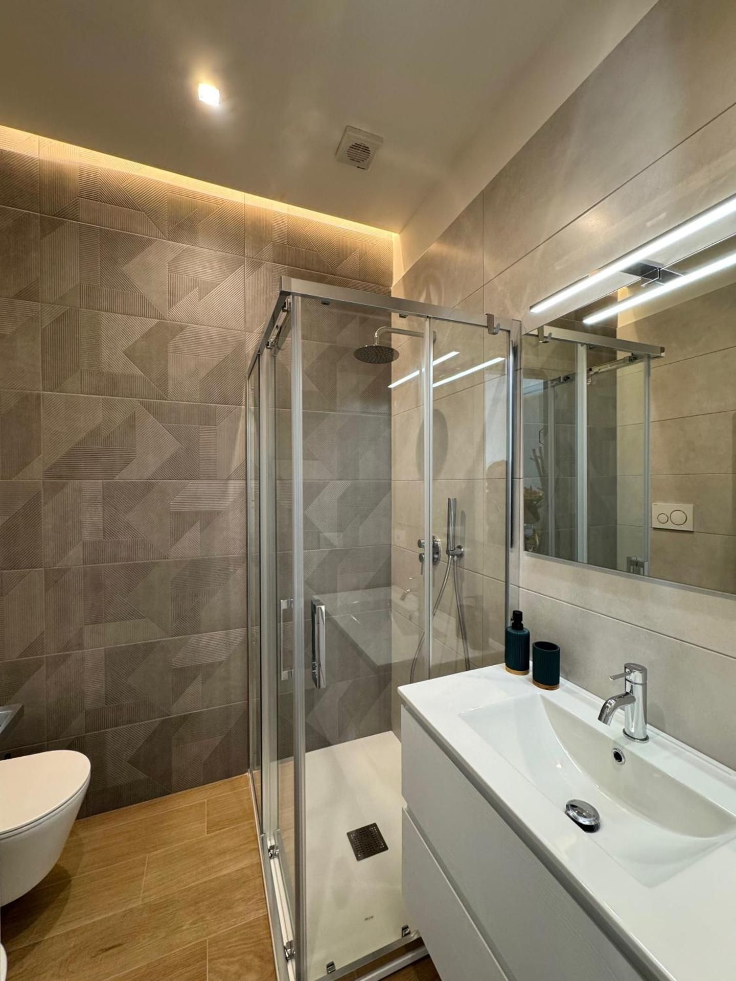 Deluxe One-Bedroom Apartment with Garden View