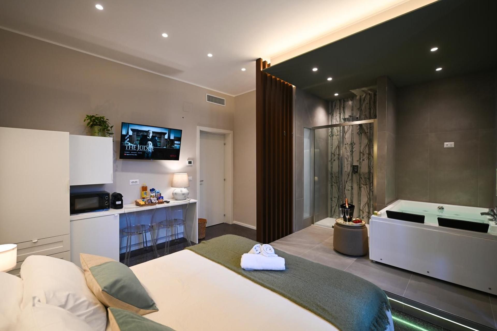 La finestra sul Campanile Luxury Suite & Loft Deluxe Queen Room 2