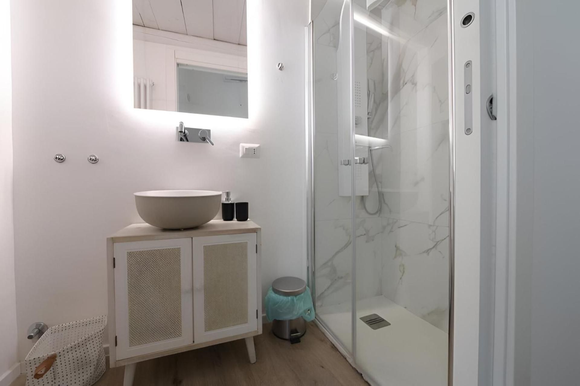 Large Single Room