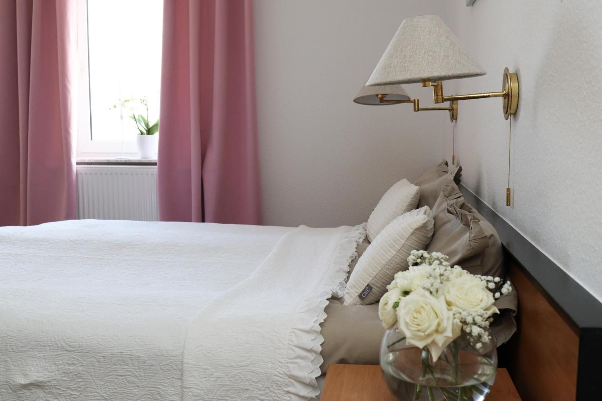 Standard Twin Room with Garden View