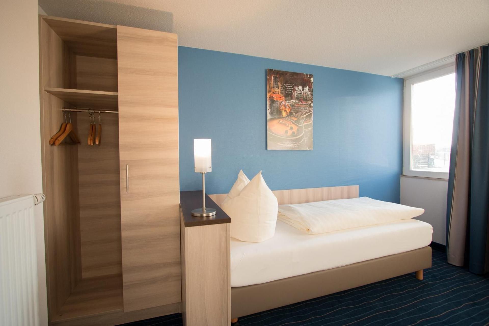 Comfort Single Room with Shower