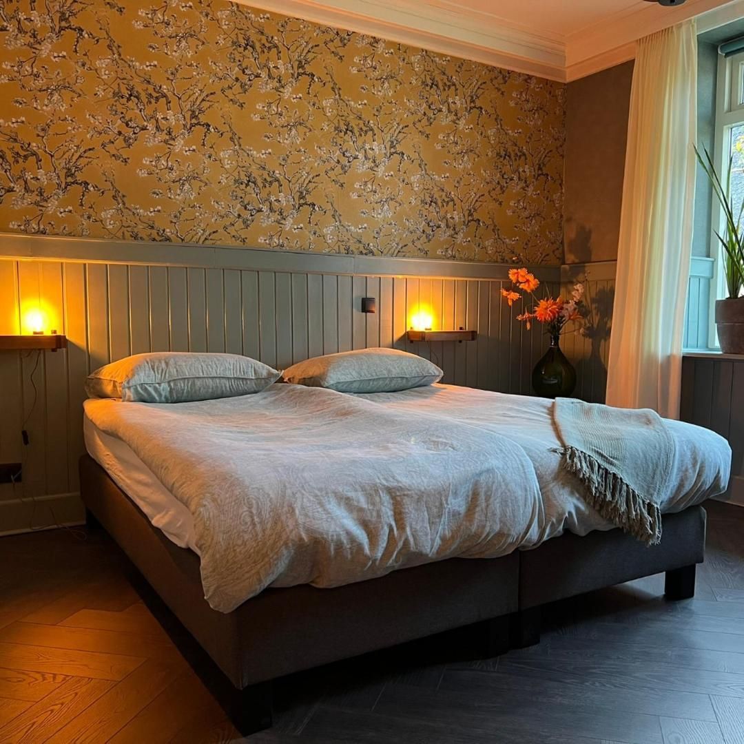 Twin Room with Private Bathroom