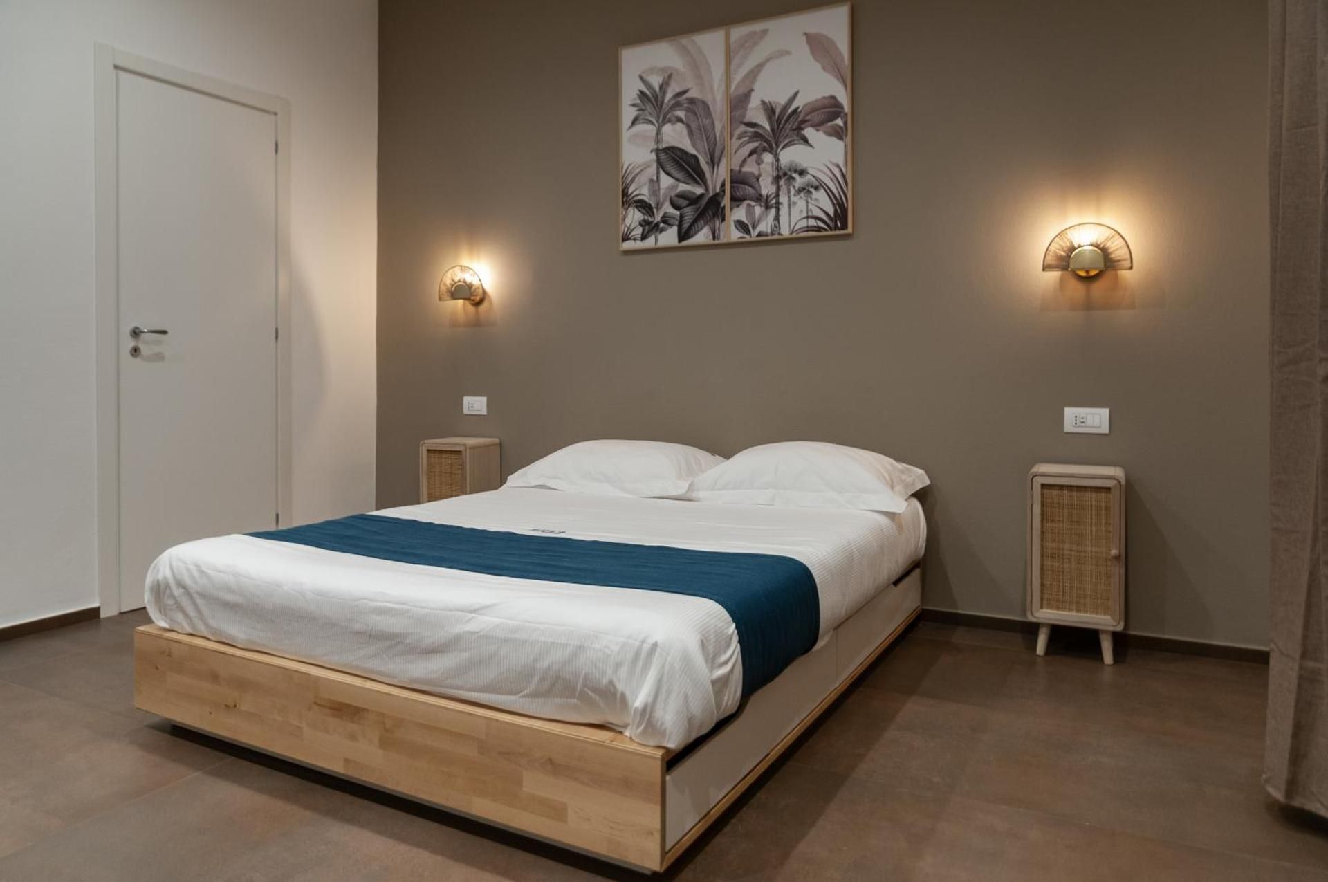 suite 18 luxury apartments Junior Suite 2