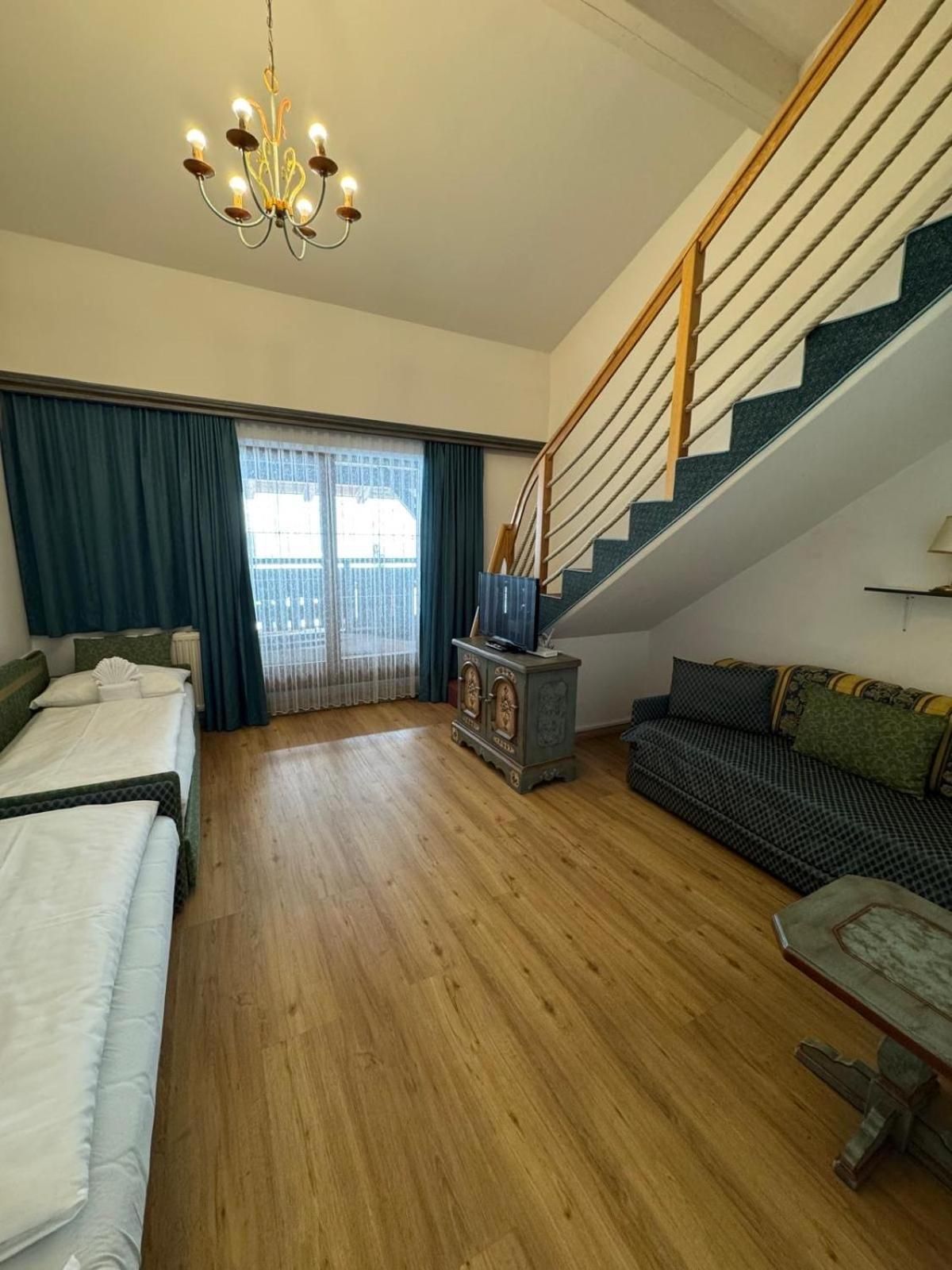 Standard Suite
