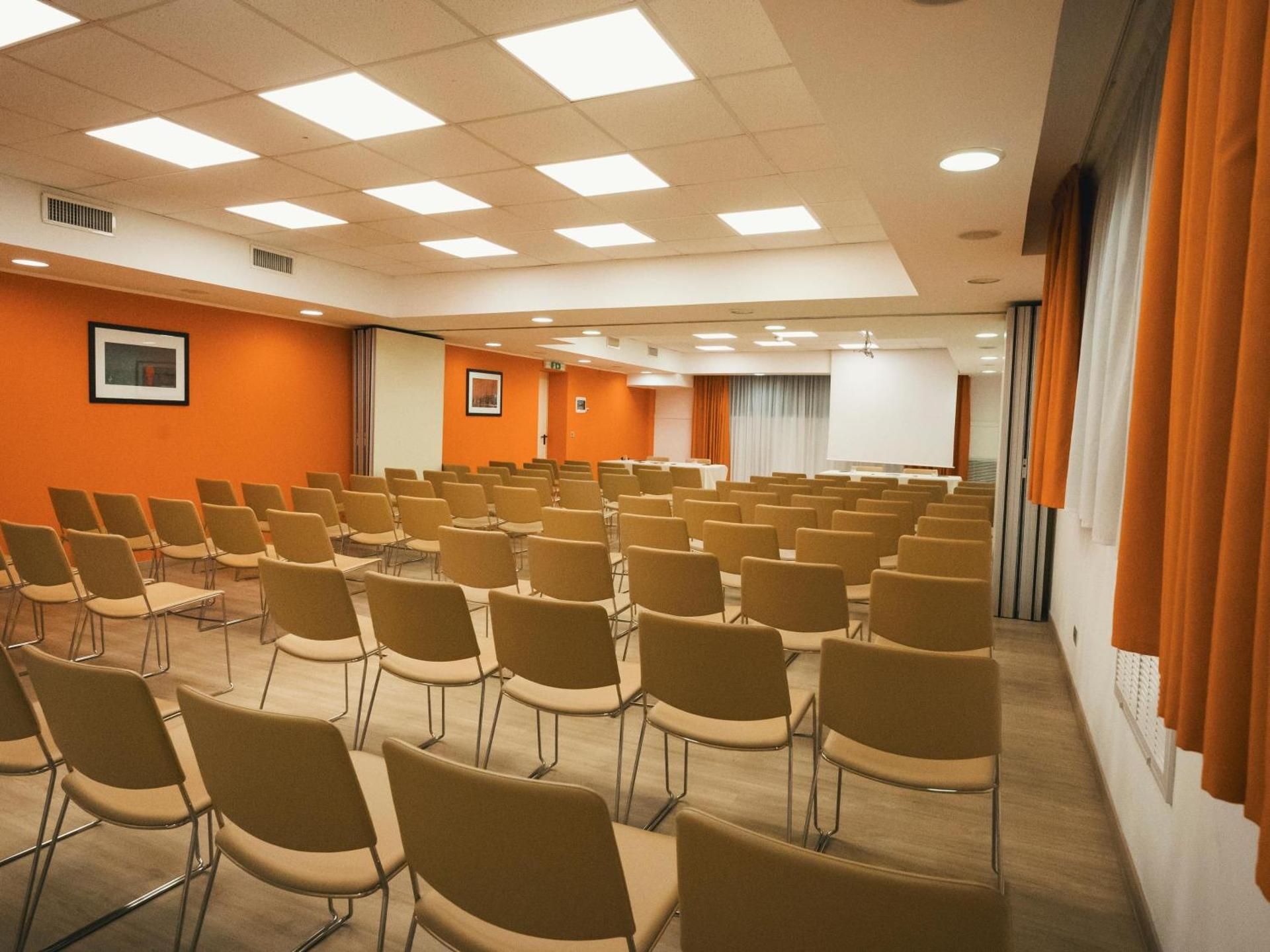 meeting room / ballrooms