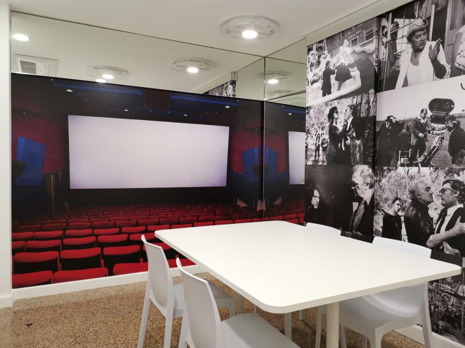 Red Carpet rooms