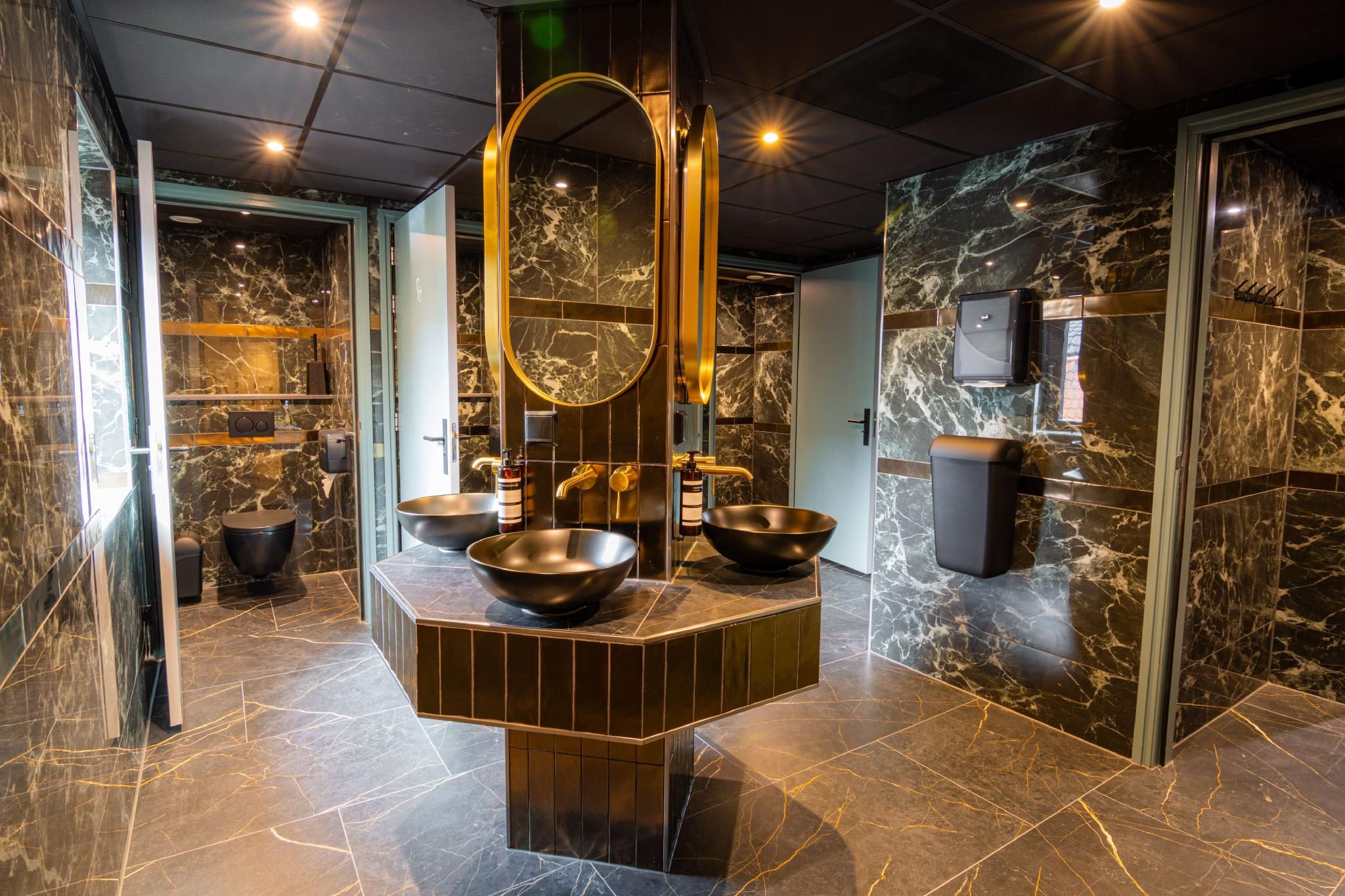 PJs Hostel Female Only  Dormitory Private Room with Futon (Shared Bathroom)