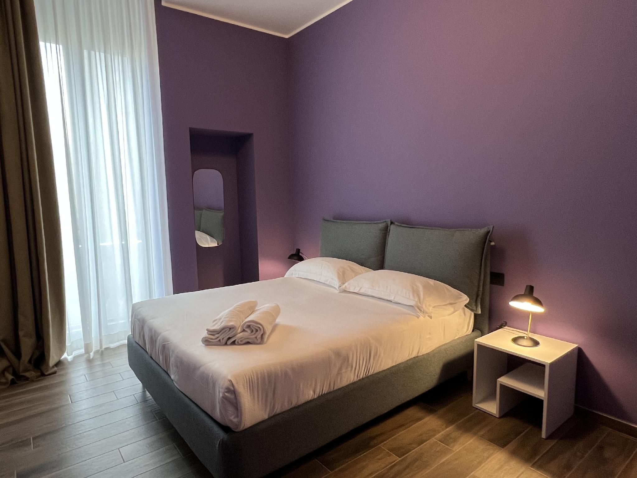 Appartamento-Bagno privato-01 - Purple