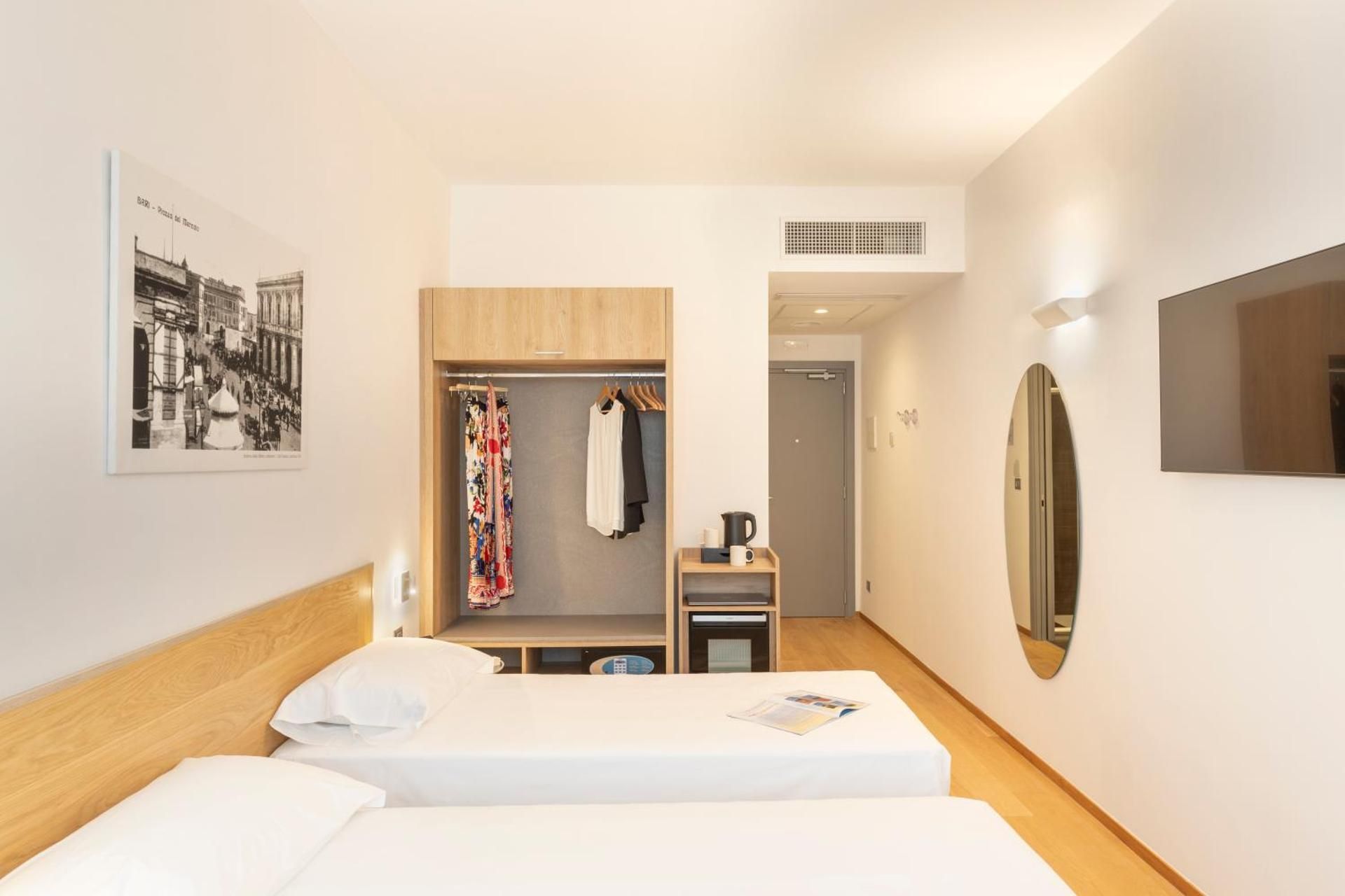 Victor Hotel Double or Twin Room with Shower