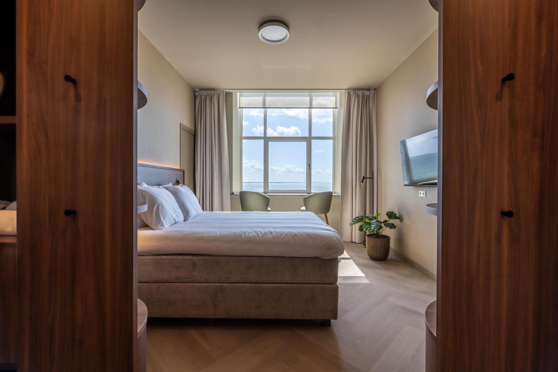 2-Person room seaside (1 dog allowed)