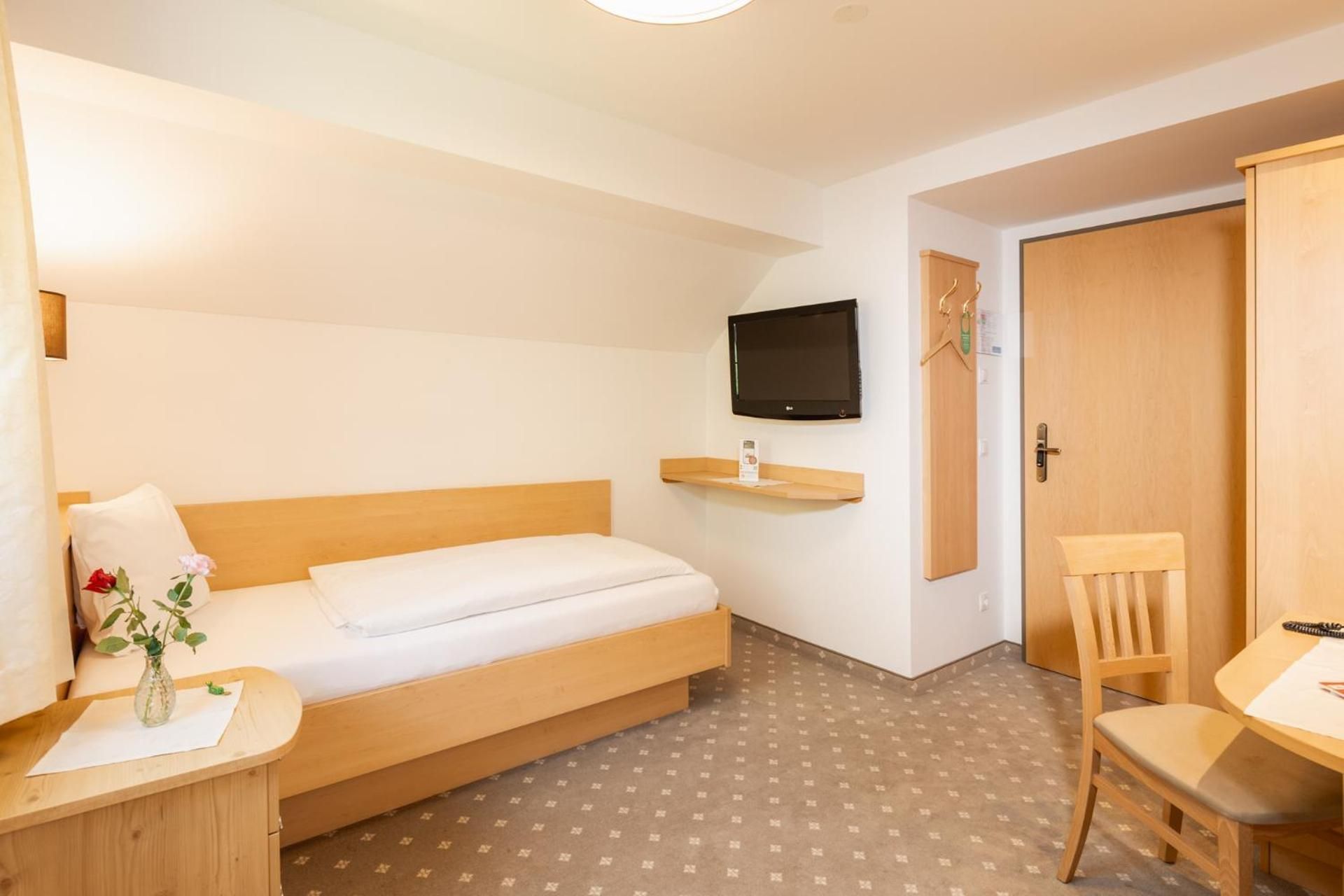 Comfort Single Room