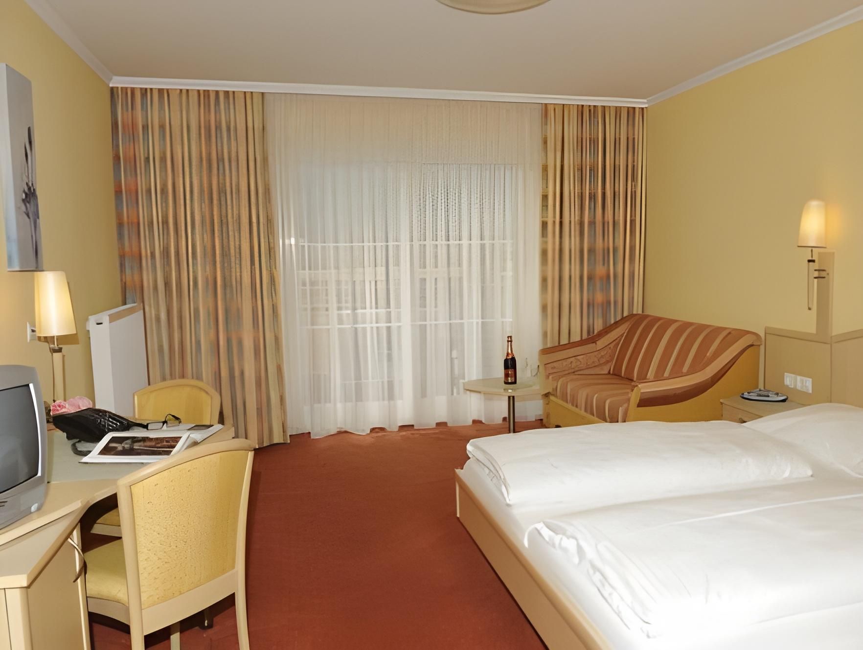 One-Bedroom Suite