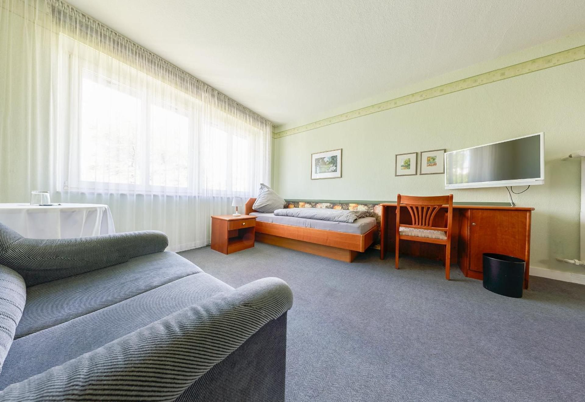 Classic Single Room