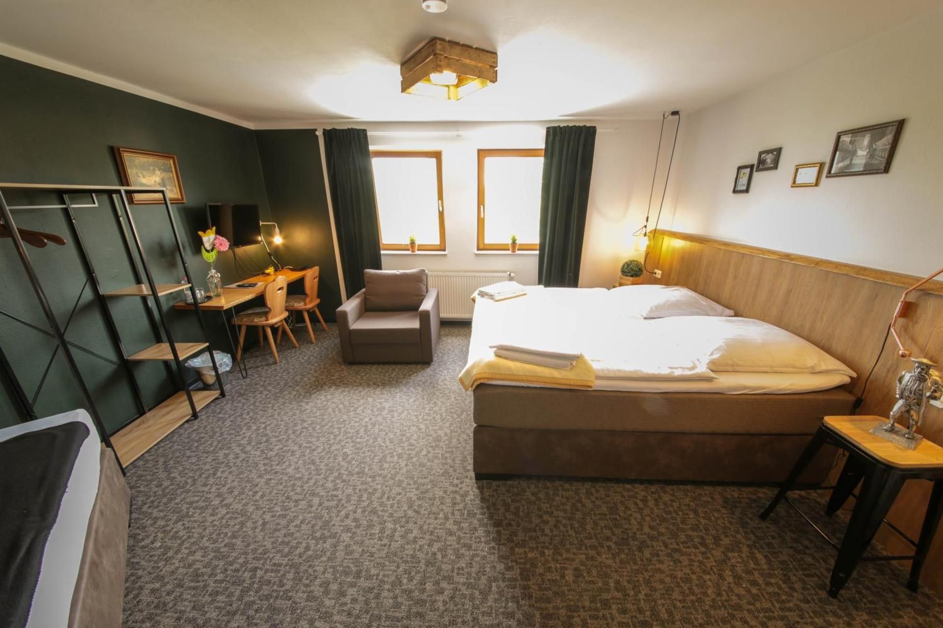 Double Room with Shared Bathroom