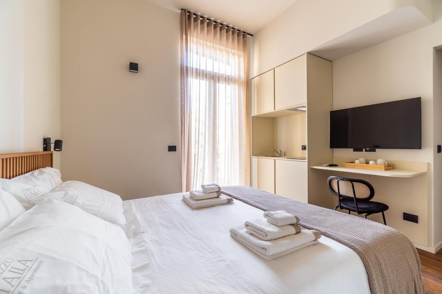 King Room with Balcony