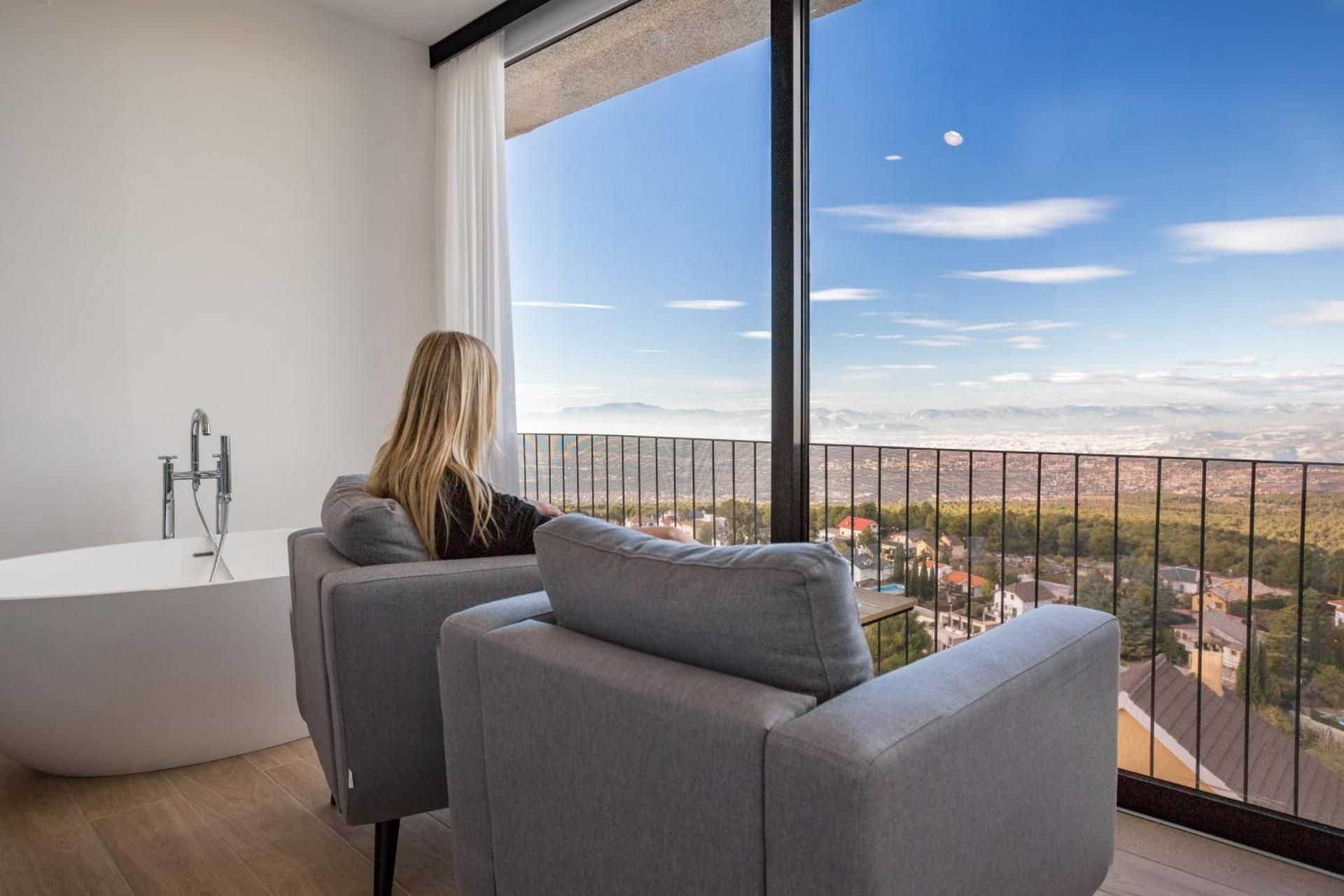 Junior Suite with City View