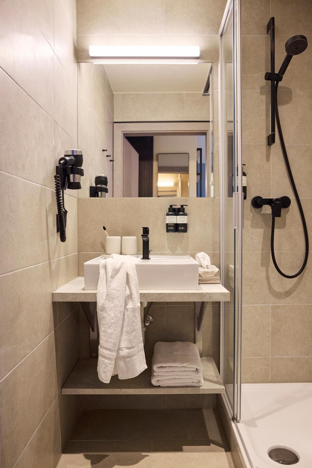 Double or Twin Room with Balcony