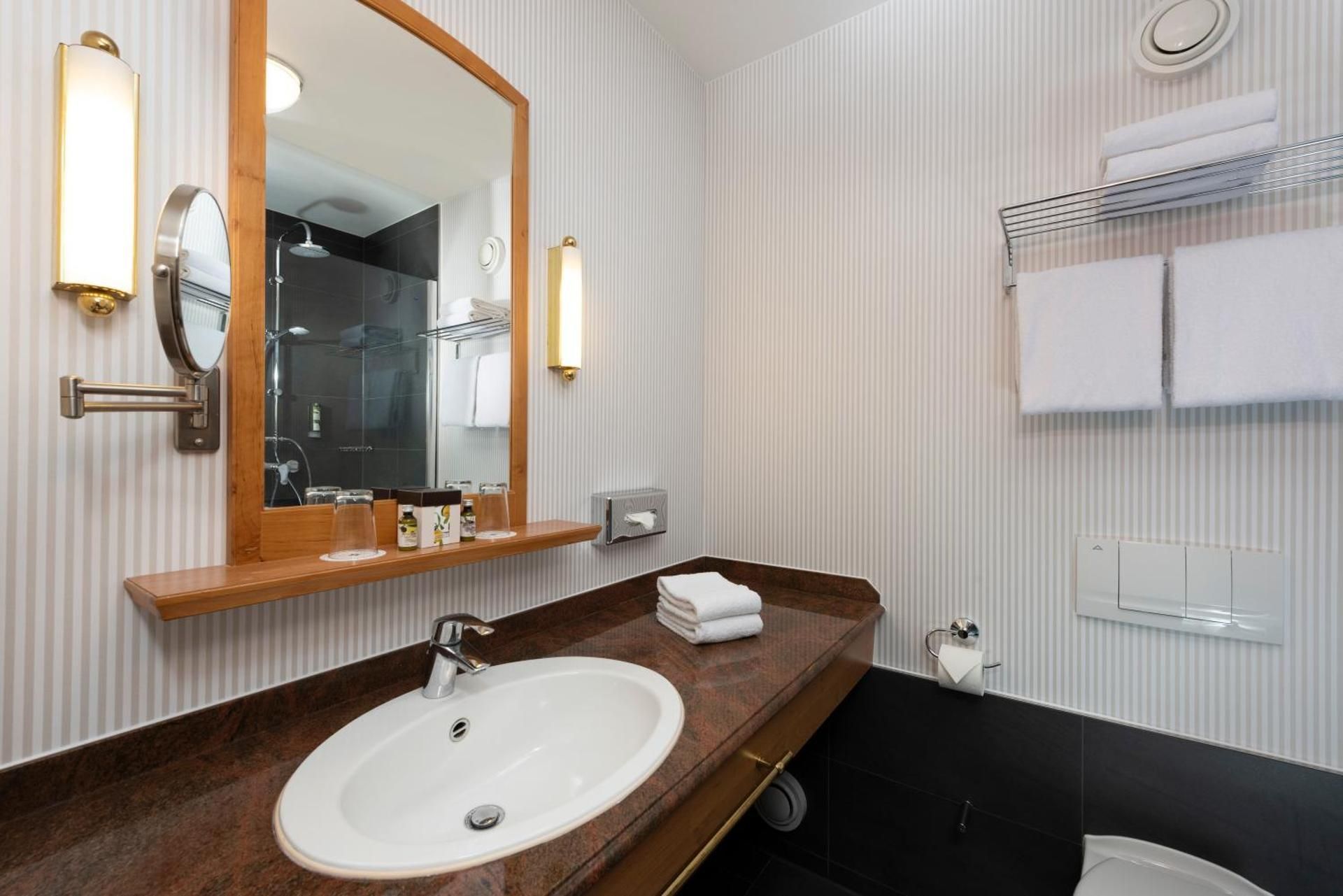 Two-Bedroom Suite