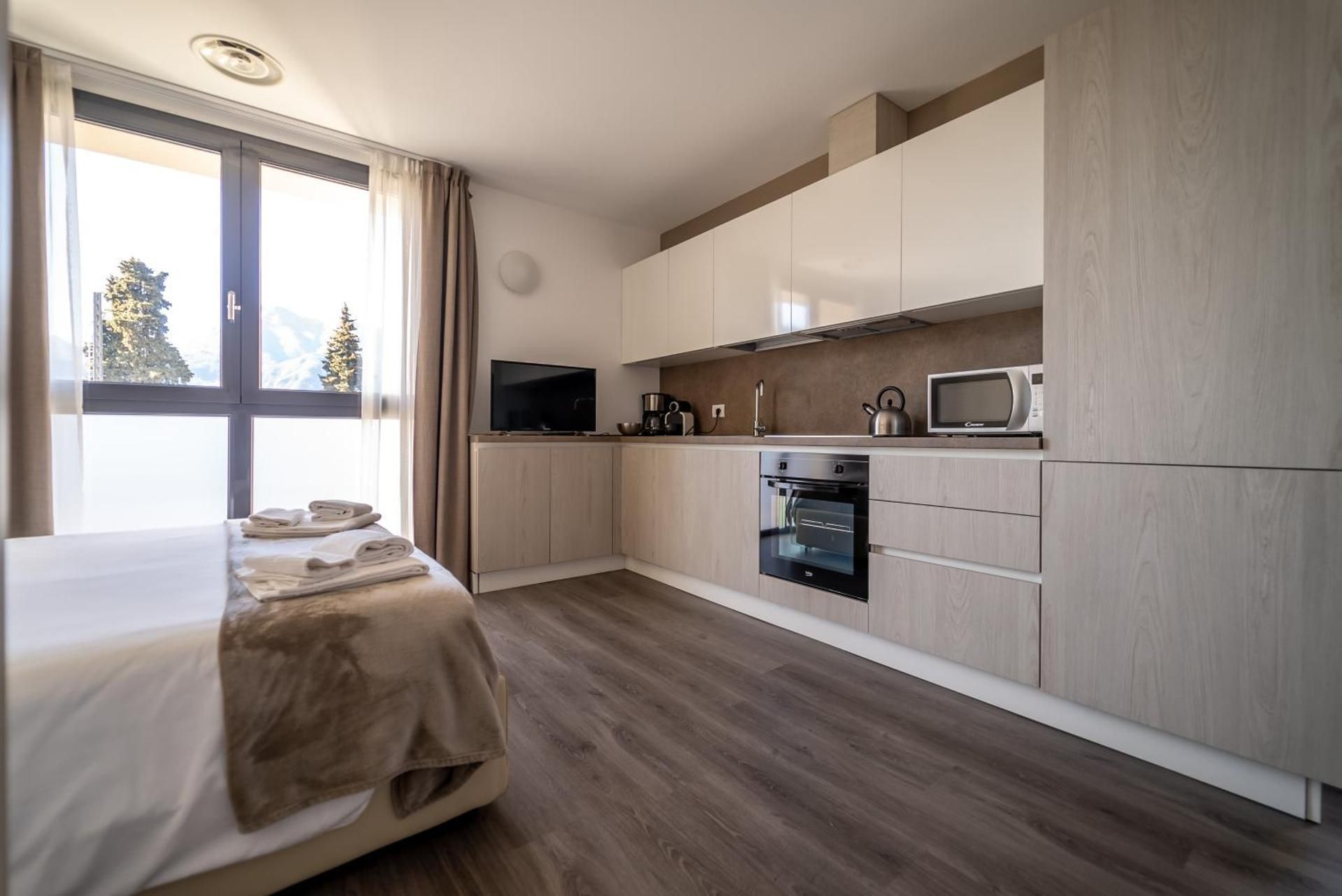 Studio Apartment