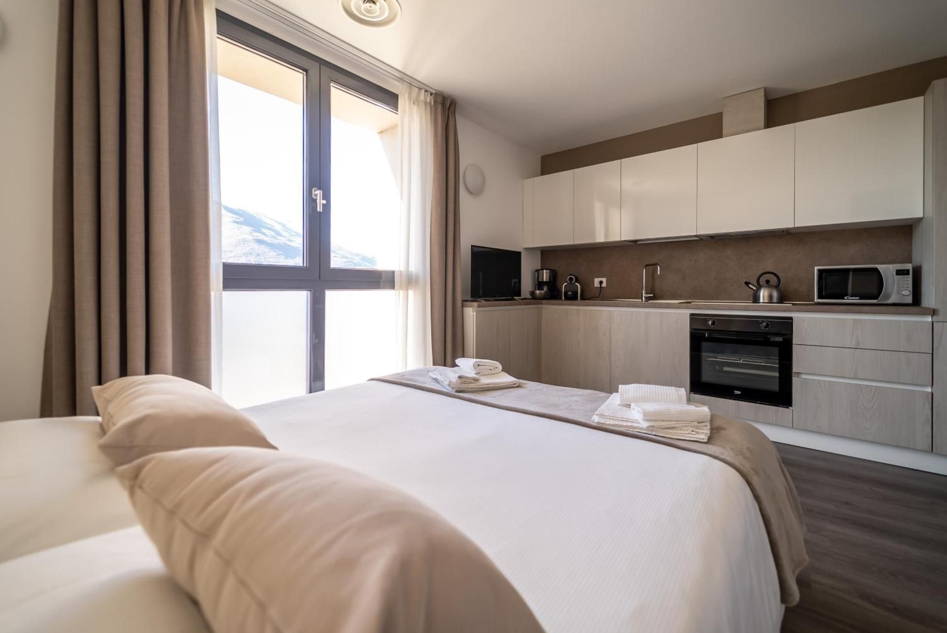Studio Apartment
