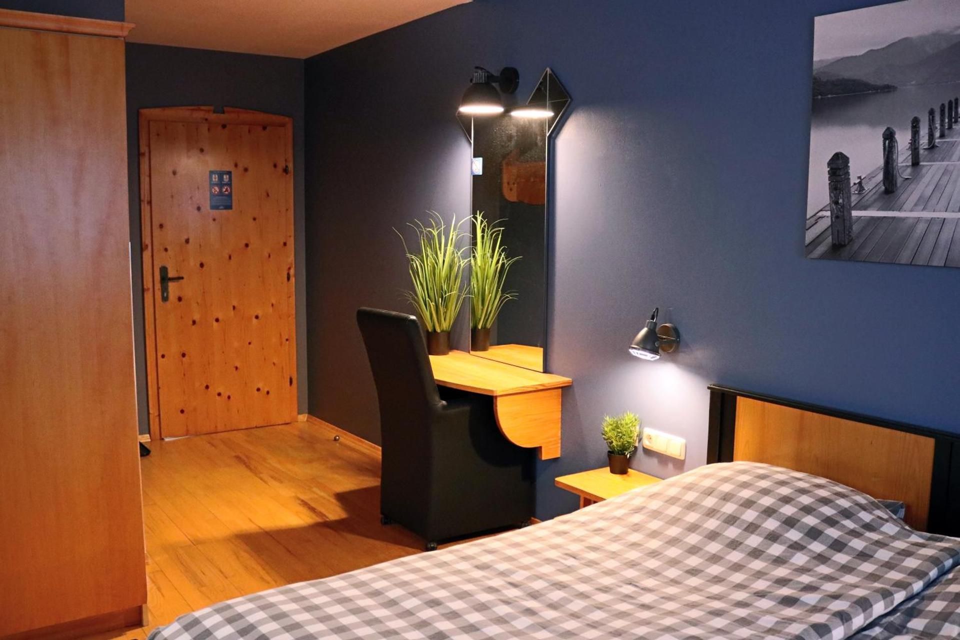 Quadruple Room with Private Bathroom