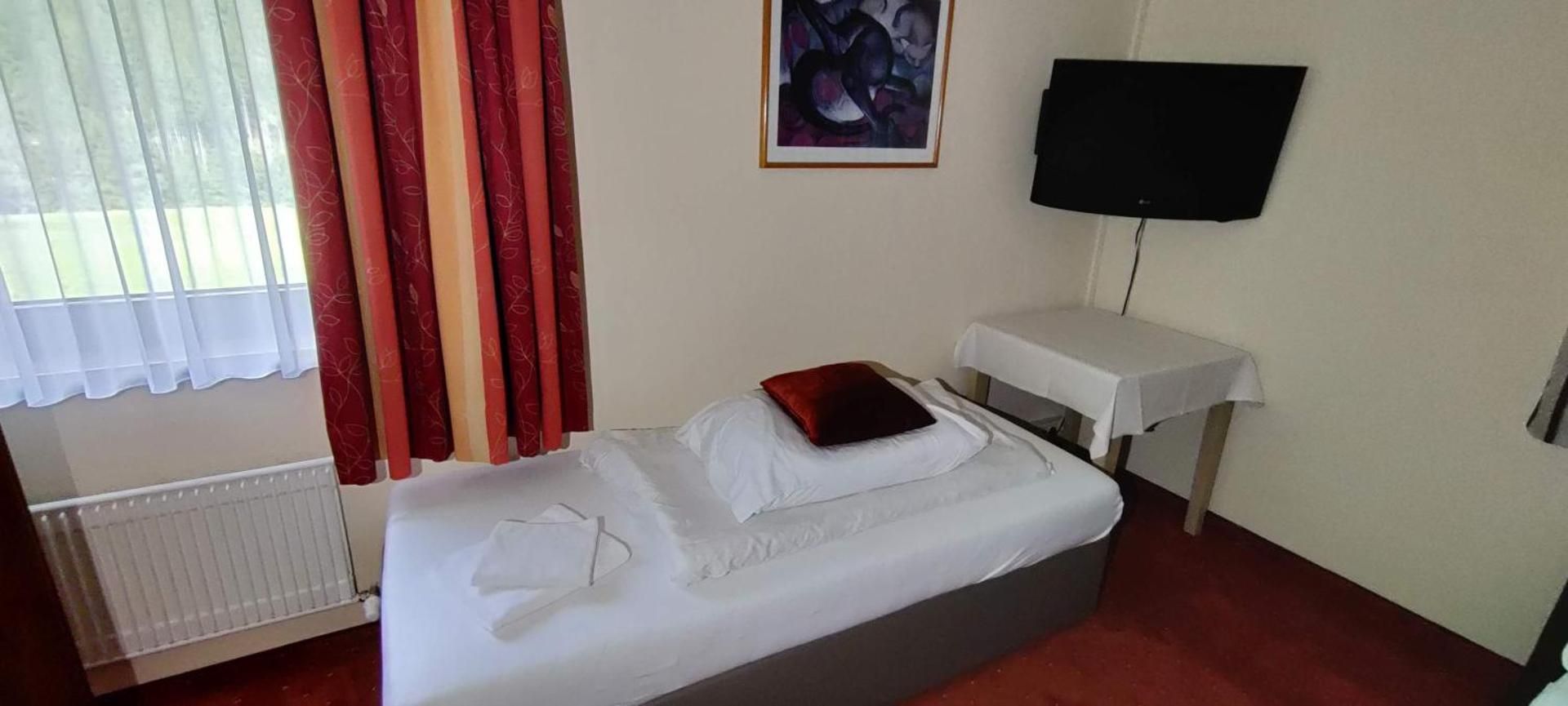 Triple Room with Mountain View