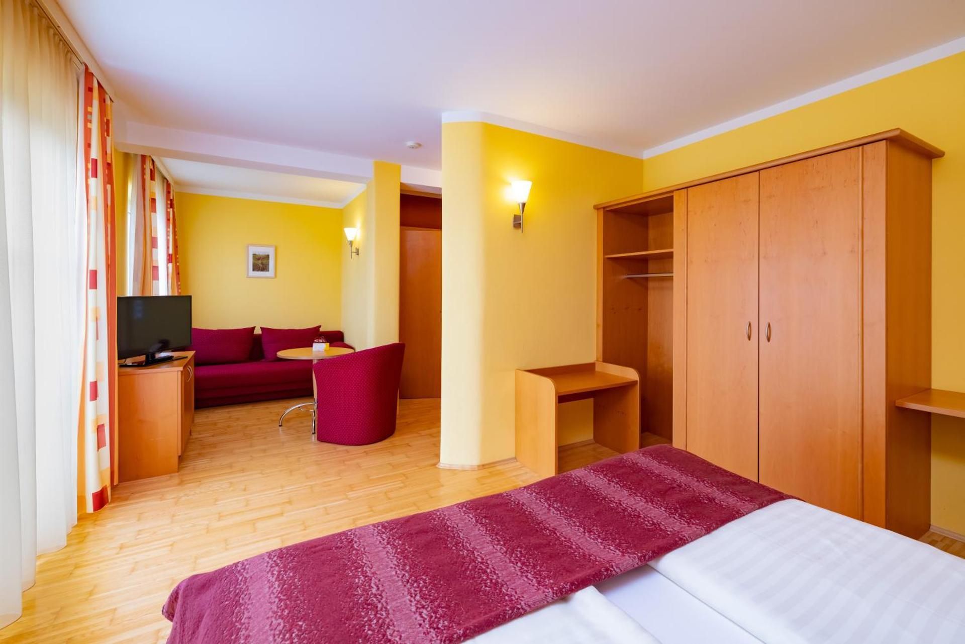 Deluxe Triple Room
