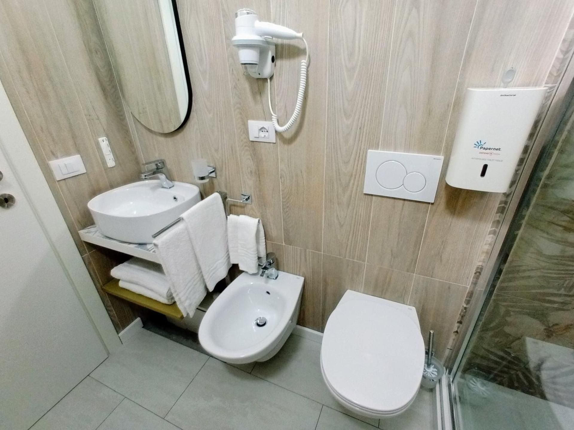 Double or Twin Room with City View