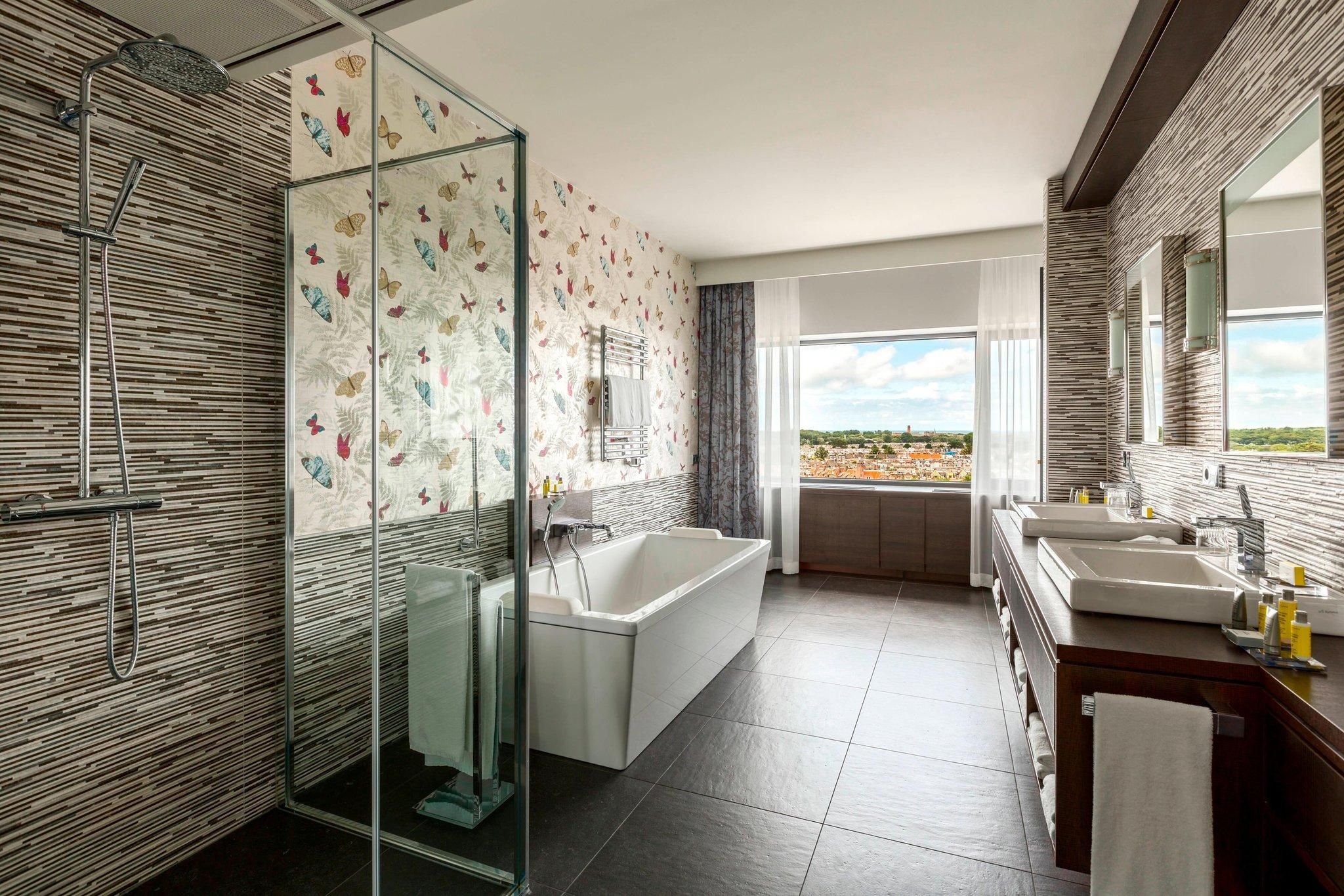 Presidential Suite, Executive lounge access, 1 Bedroom Presidential Suite, 1 King, High floor
