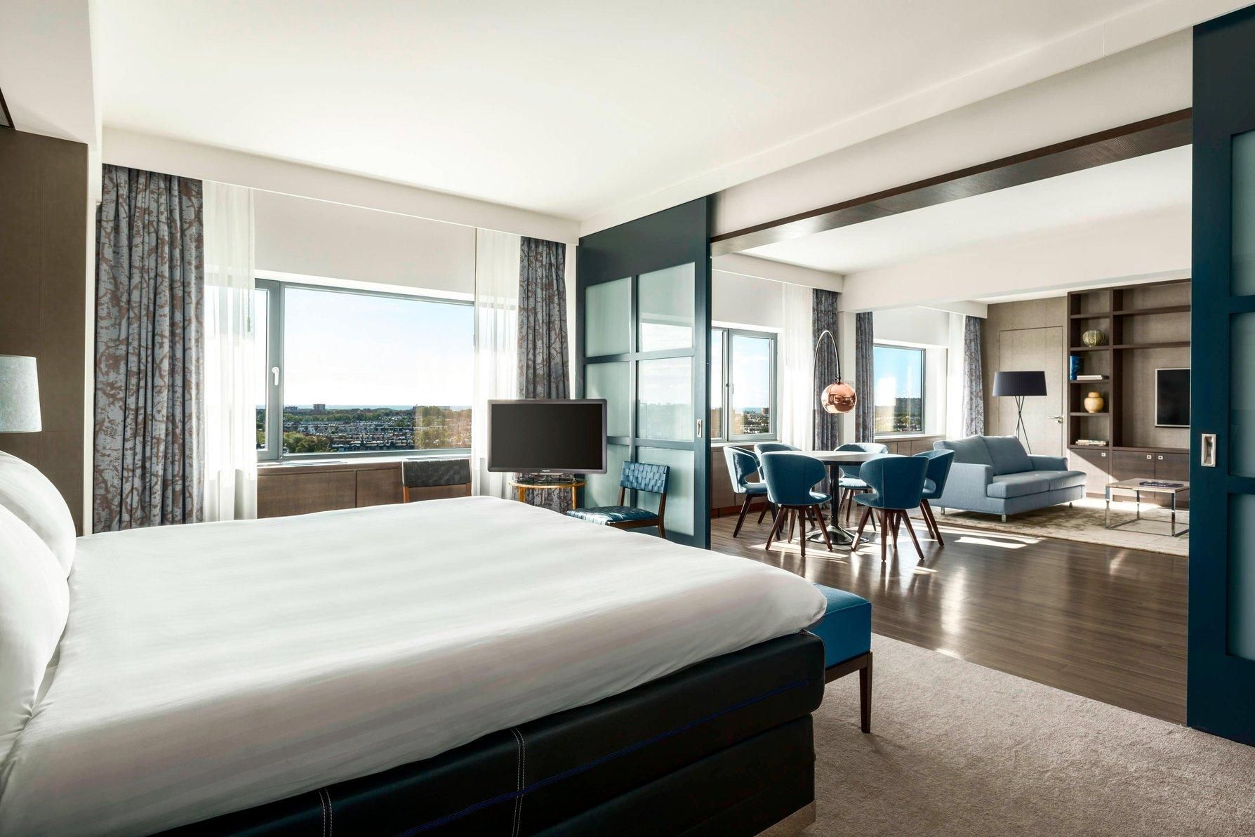 Presidential Suite, Executive lounge access, 1 Bedroom Presidential Suite, 1 King, High floor
