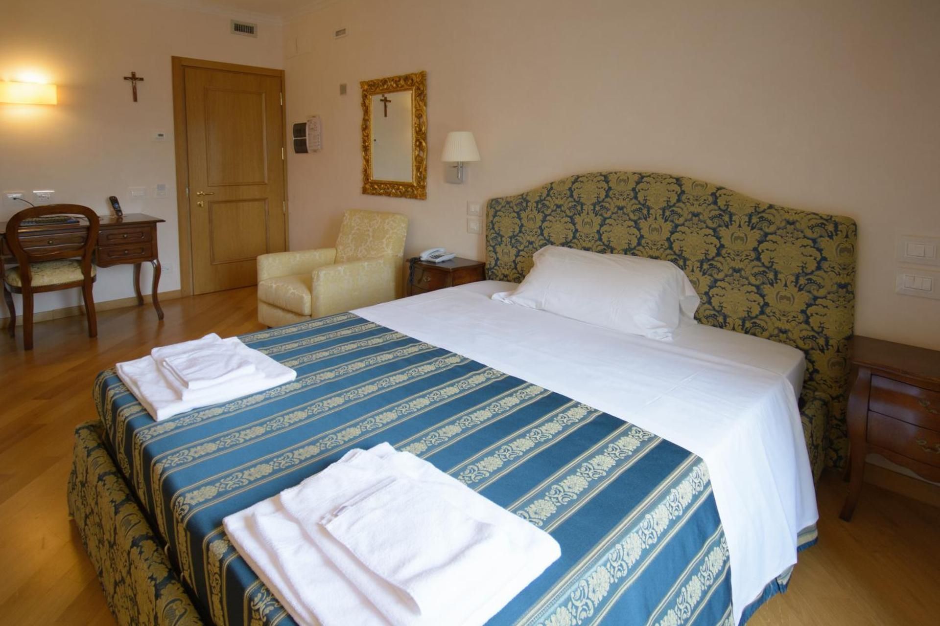 Double Room - Disability Access