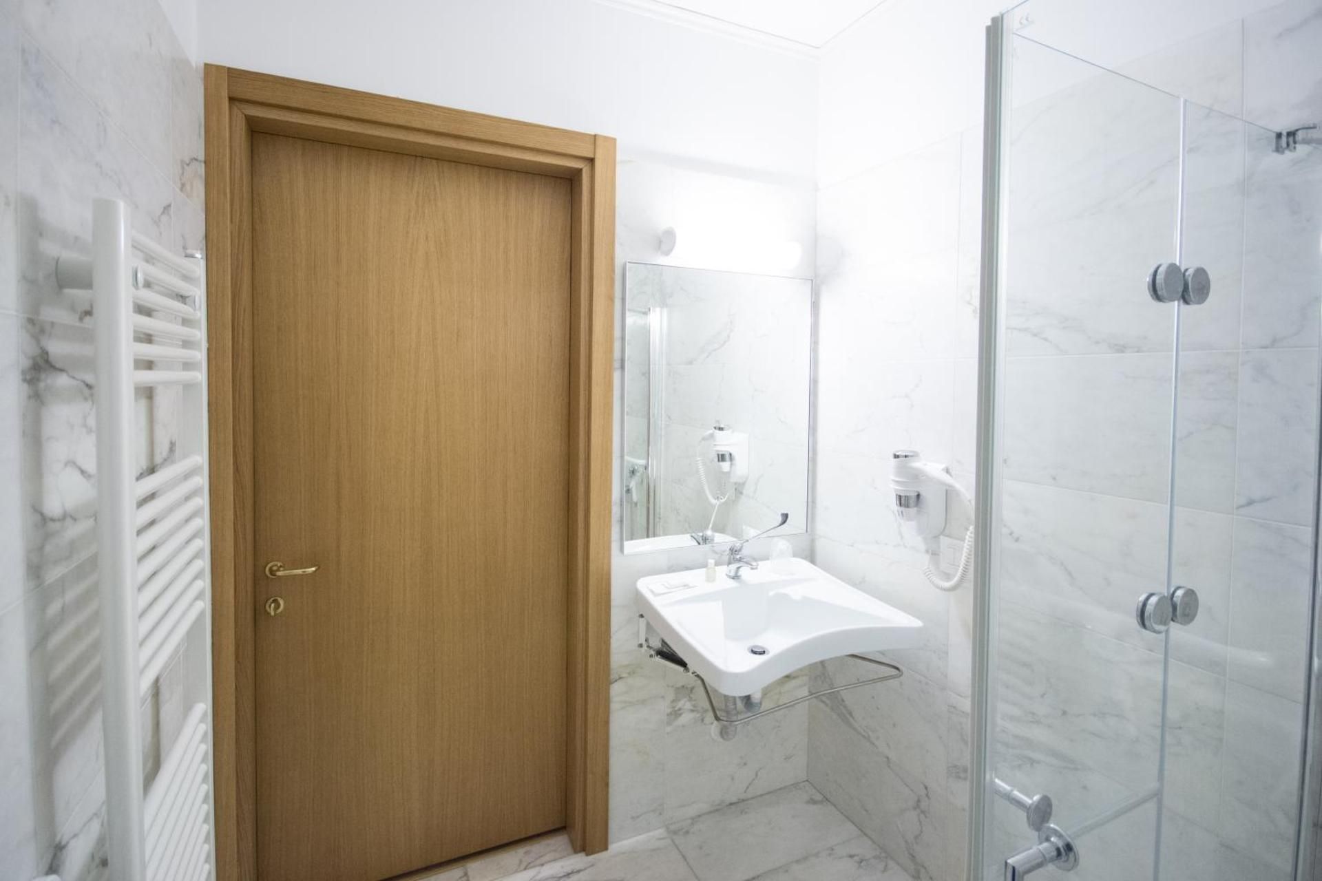 Double Room - Disability Access