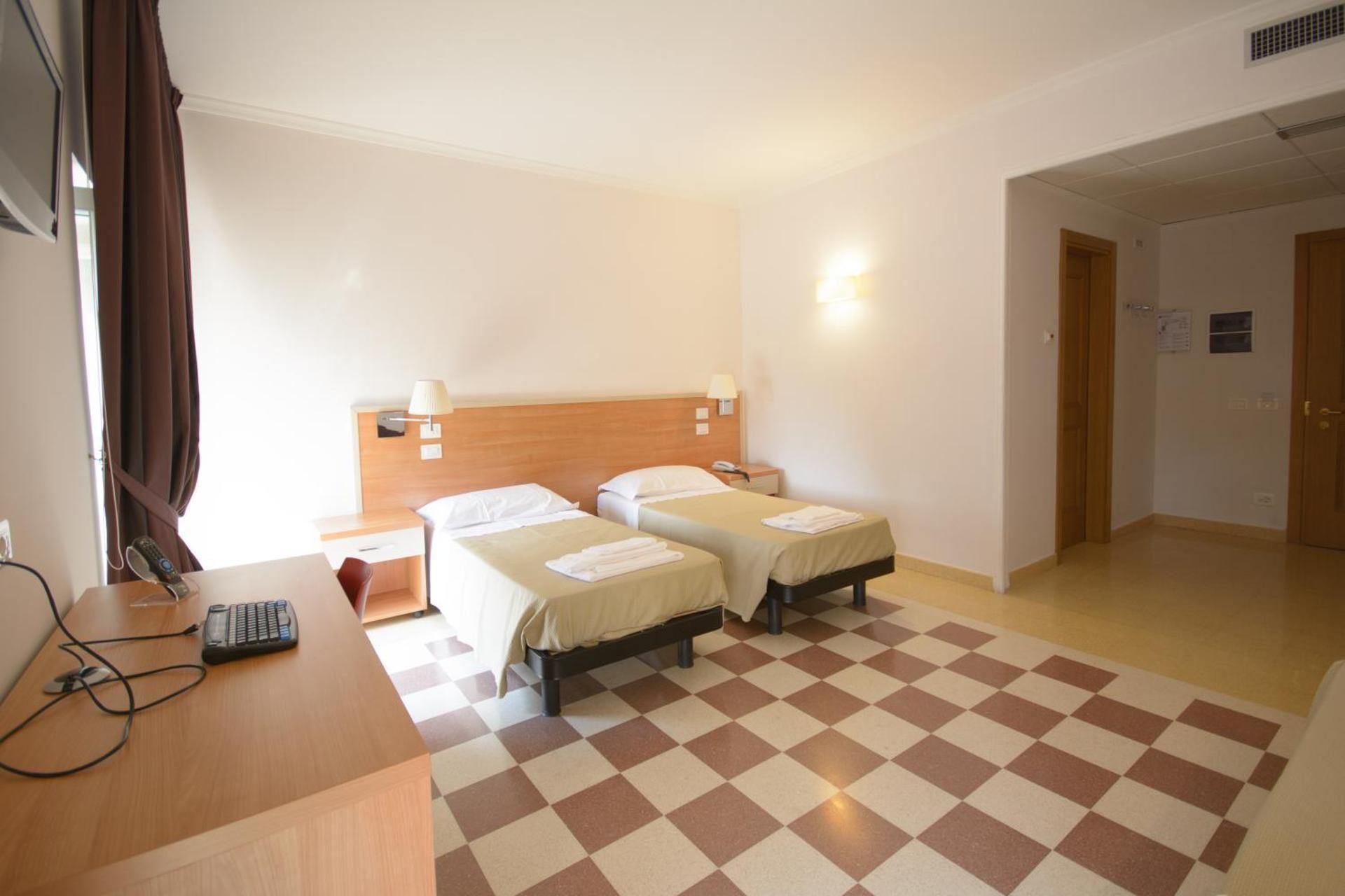Domus Stella Maris - Casa per Ferie Basic Triple Room 2