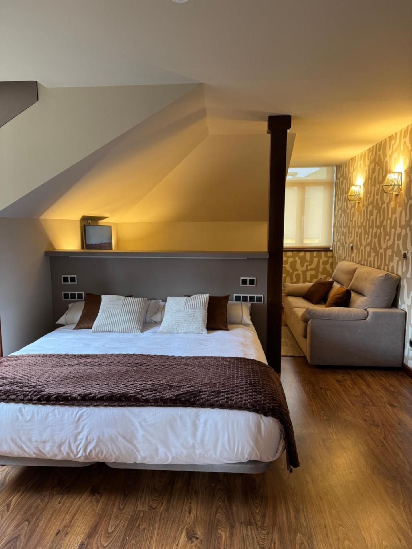 Deluxe Junior Suite
