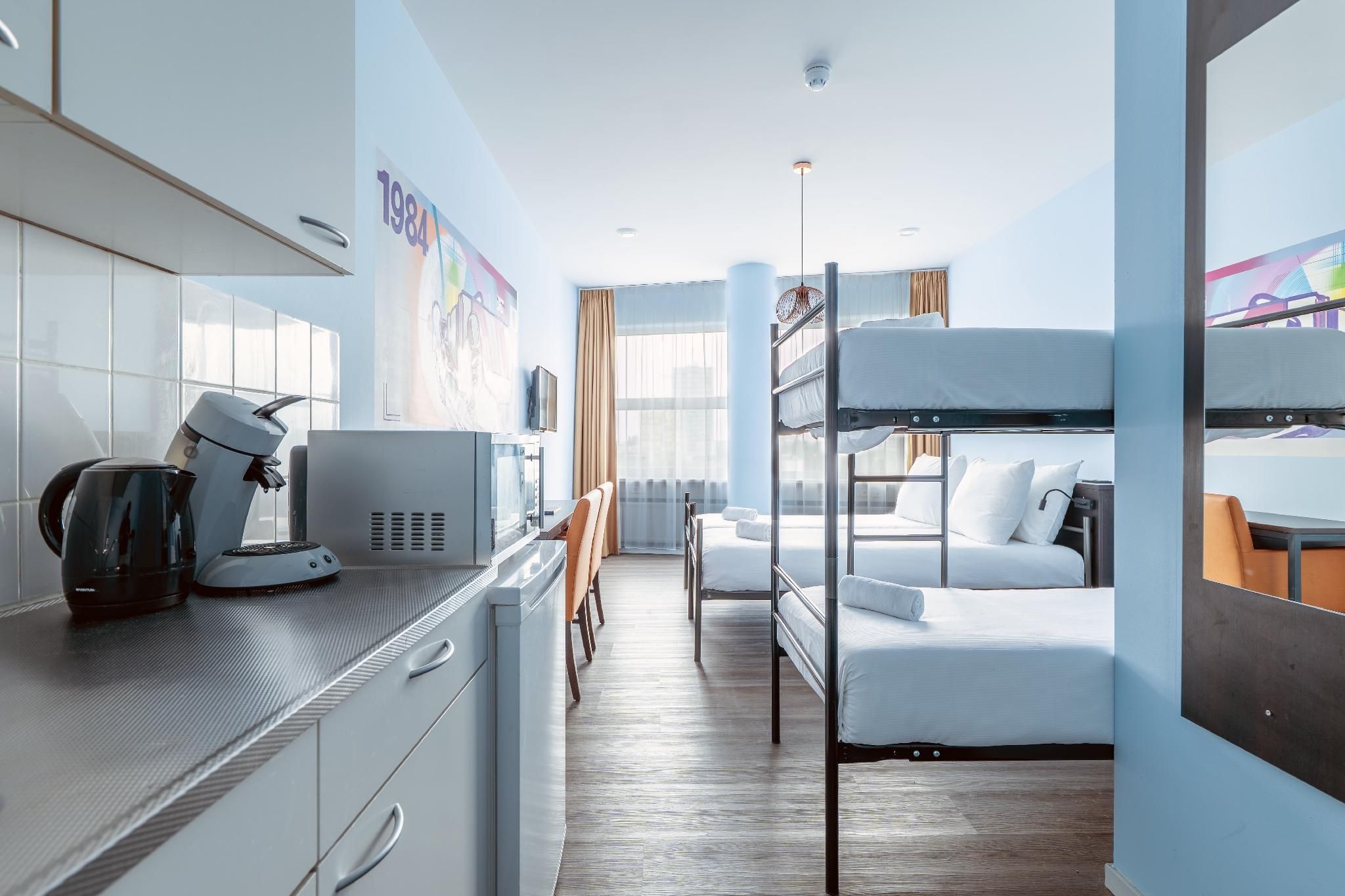 The Hague Teleport Hotel Quadruple Room