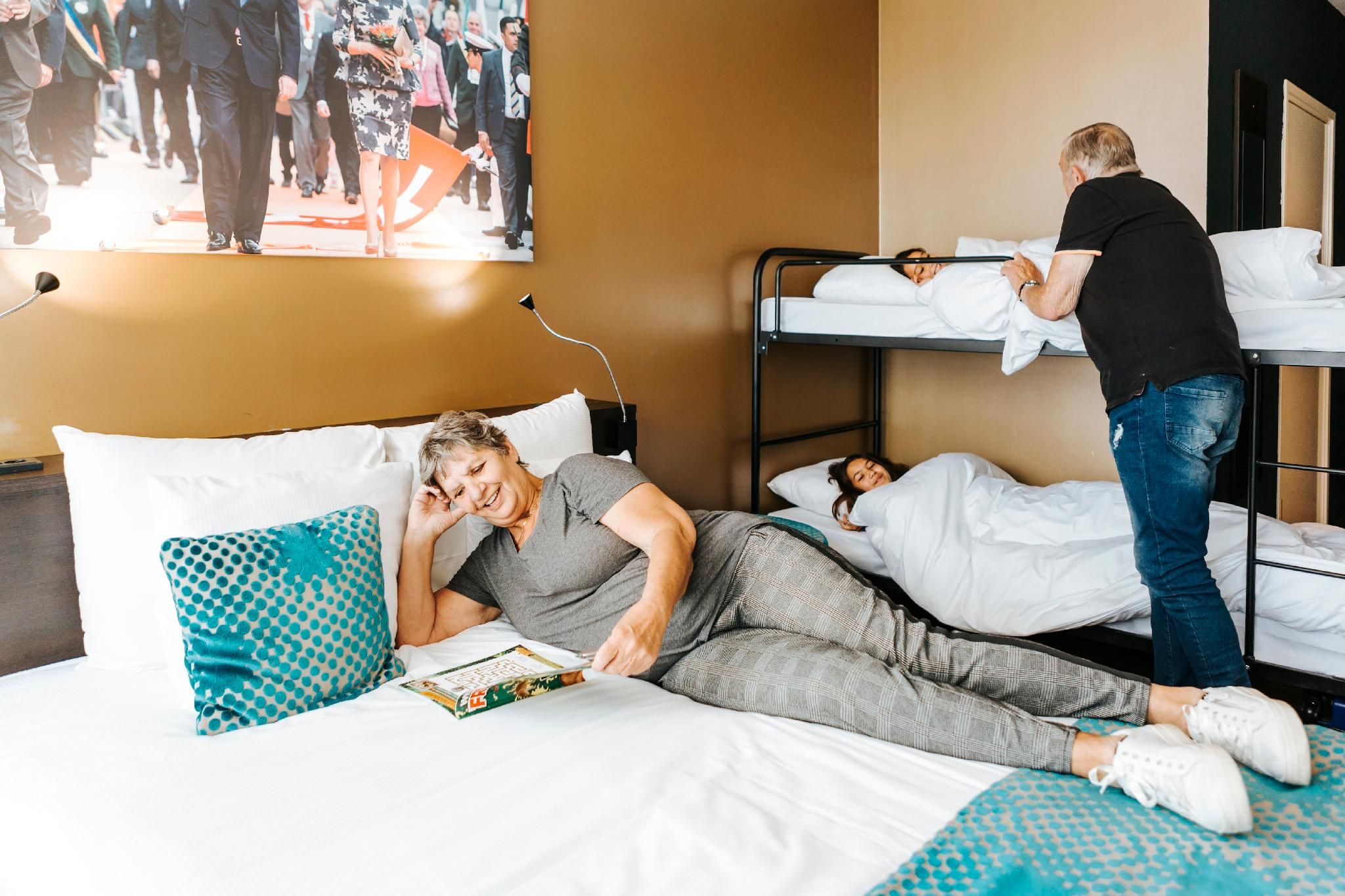 The Hague Teleport Hotel Budget Family Room