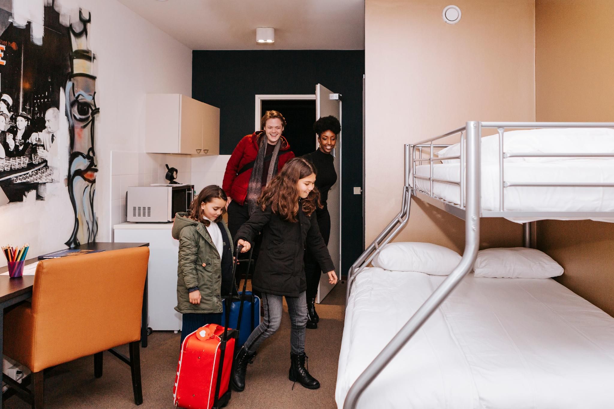 Economy Family Room