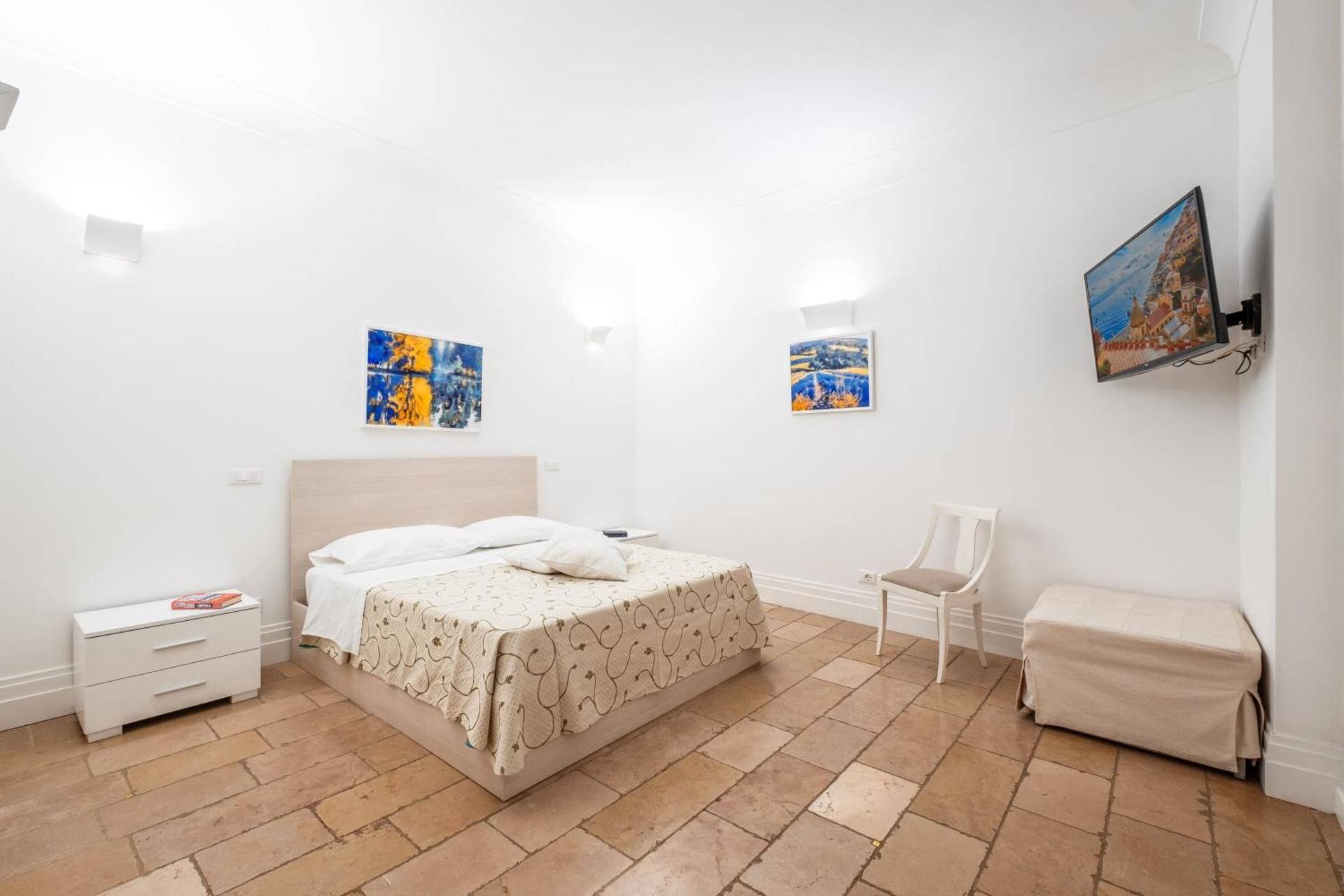 One-Bedroom Family Apartment