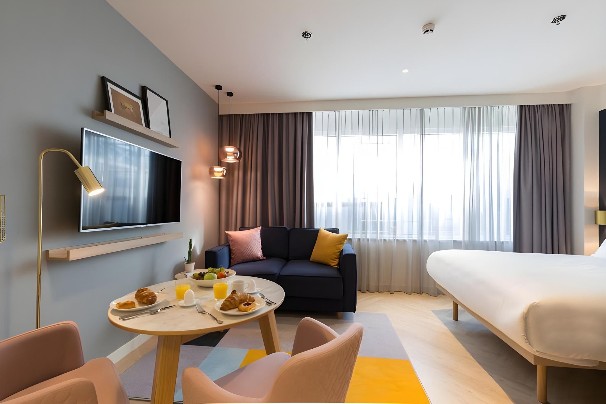 One Bedroom Suite