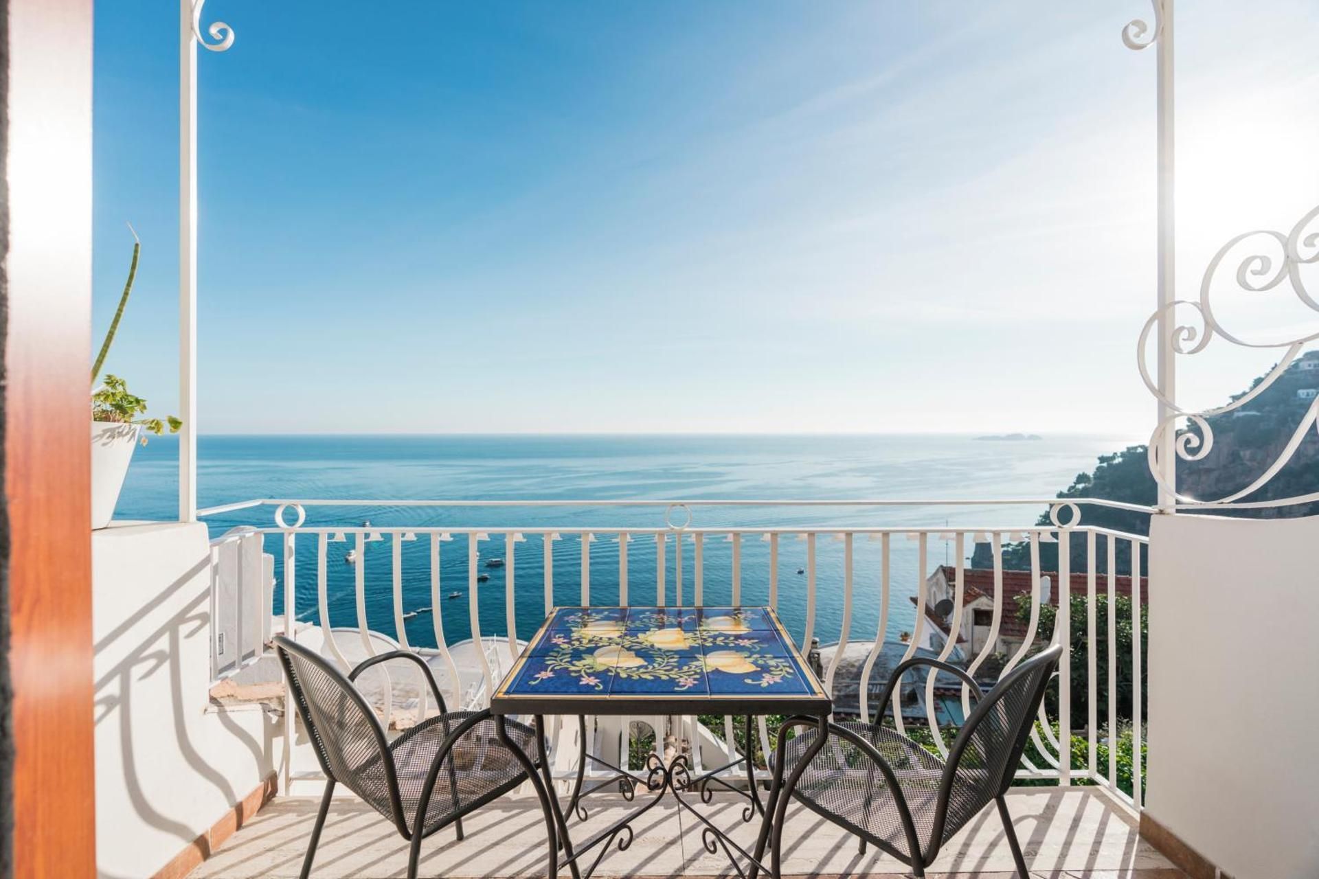 Superior Double Room with Balcony and Sea View