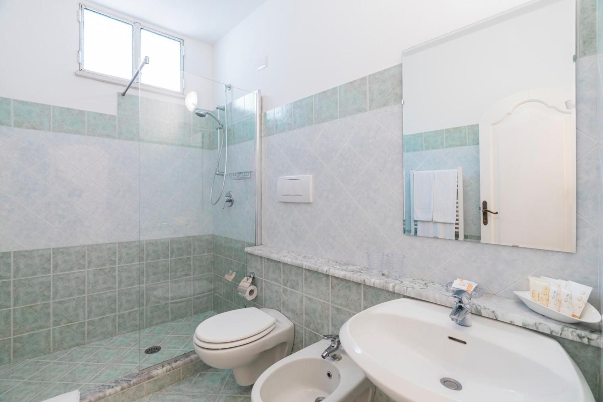 Superior Double Room with Balcony and Sea View