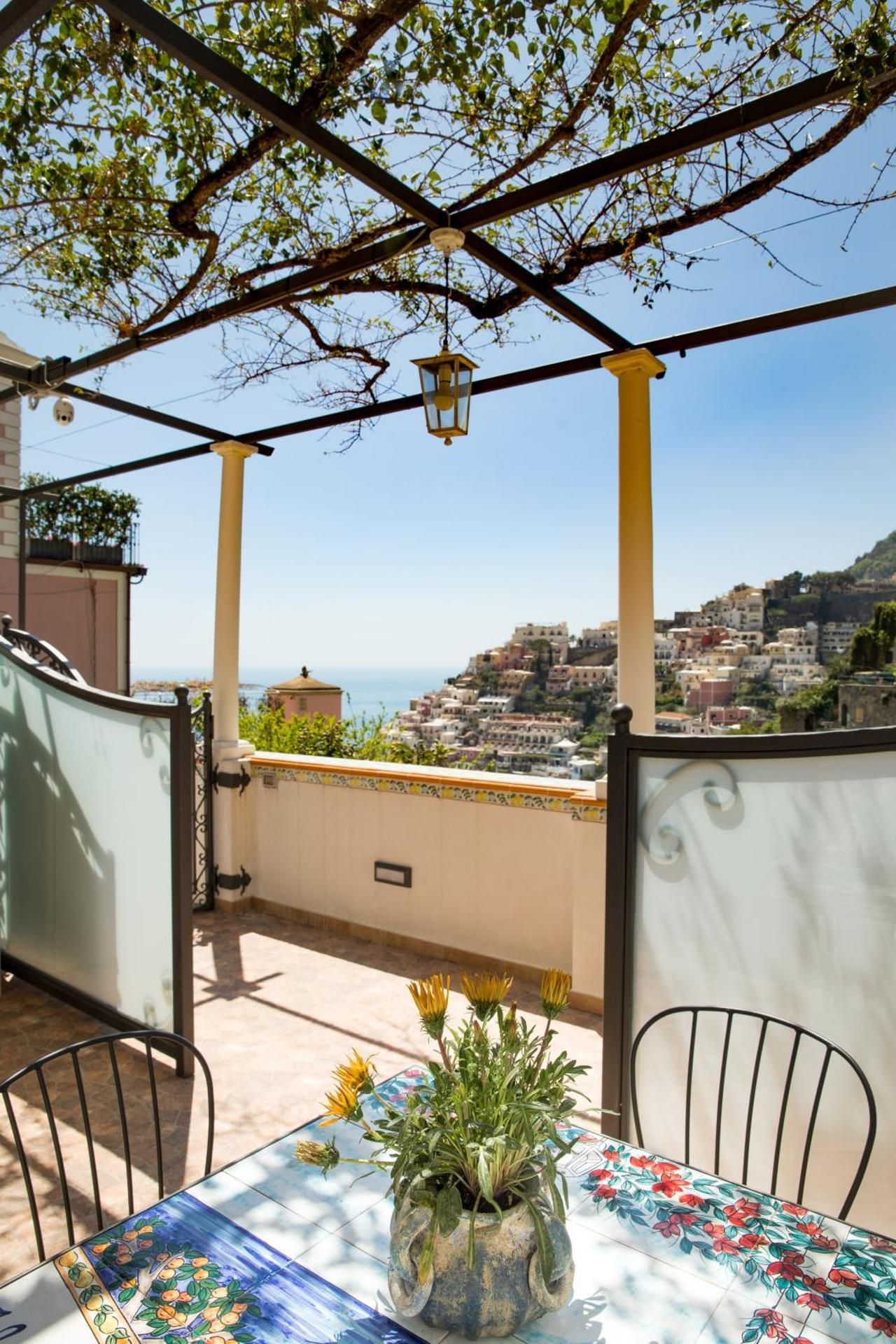 YourHome - Relais Il Sogno di Positano Deluxe Double Room with Balcony, Sea View and Kitchen 2