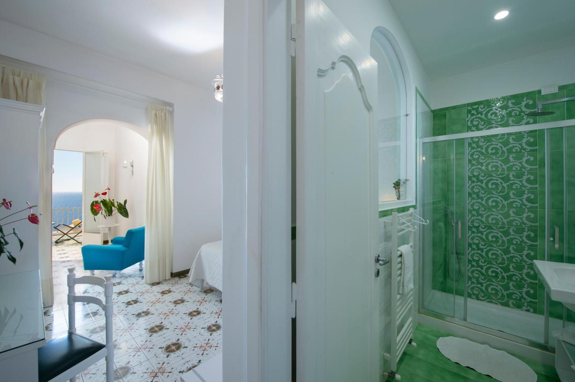 Large Double or Twin Room