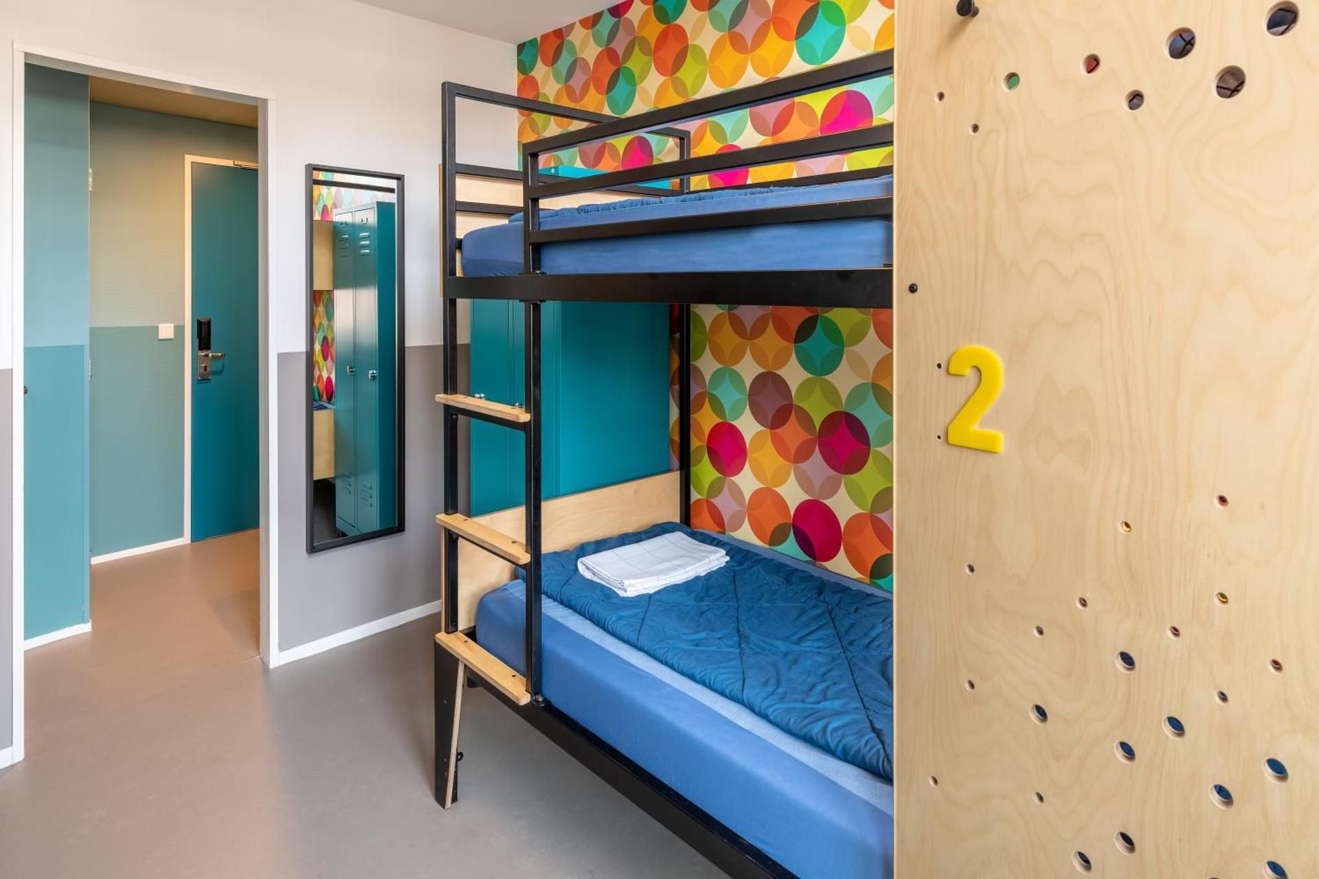 Budget Twin with Bunk Bed and Private Bathroom with Shower