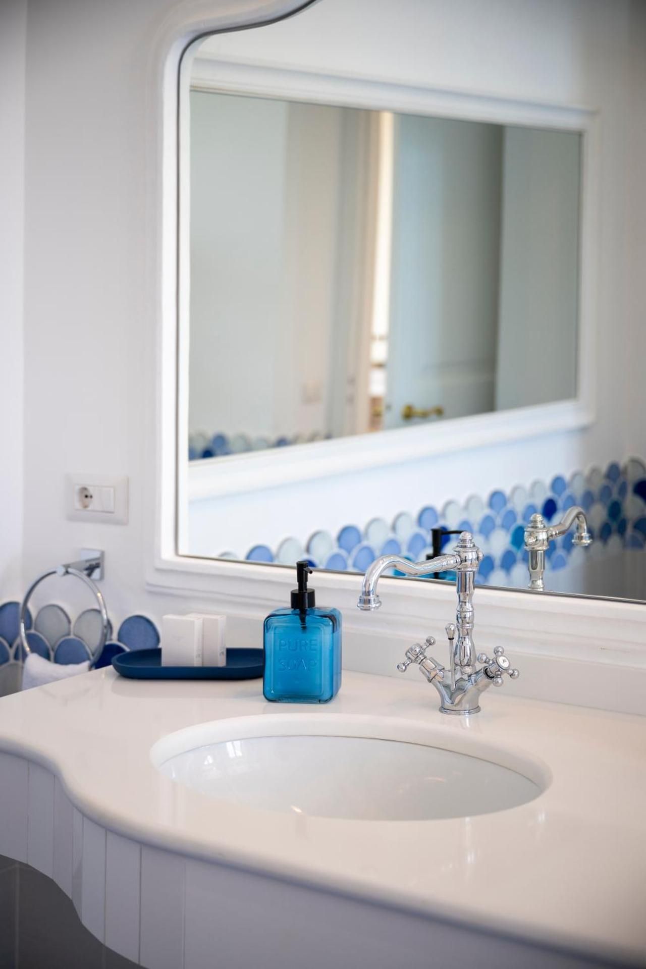 Villa Santa Chiara Positano Suites Flexible Room 2