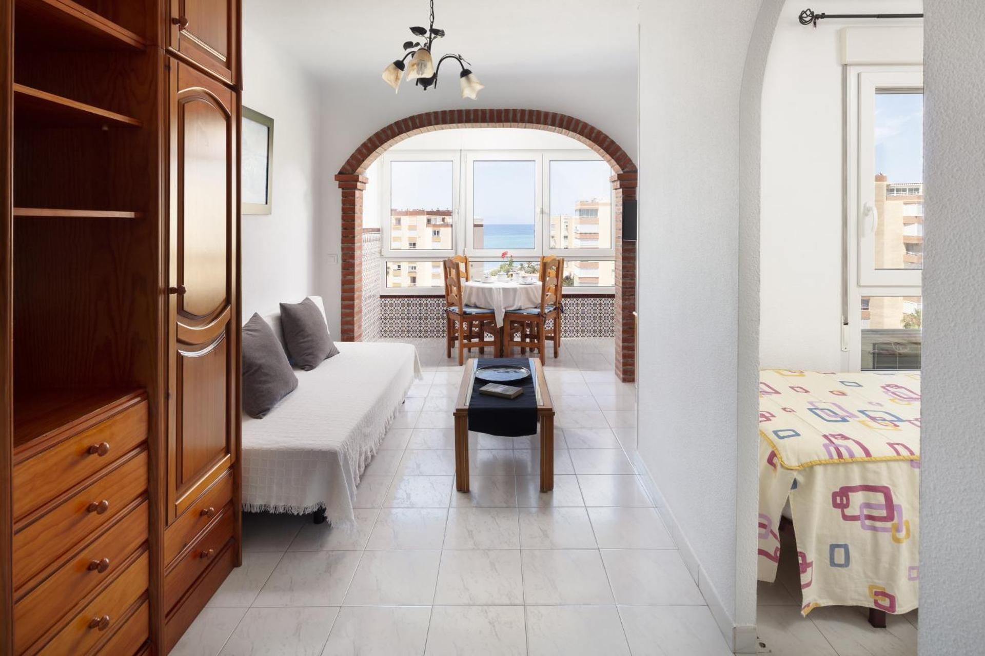 Estudios 79 Superior Studio 2