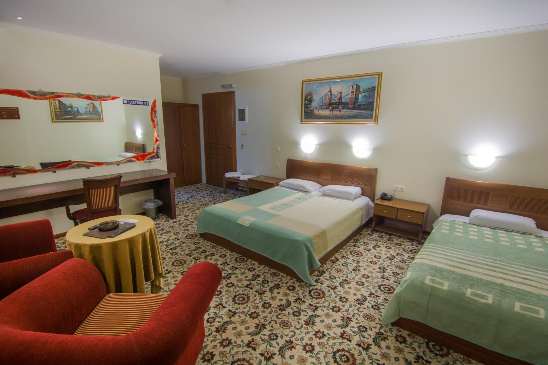Superior Triple Room with Spa Bath