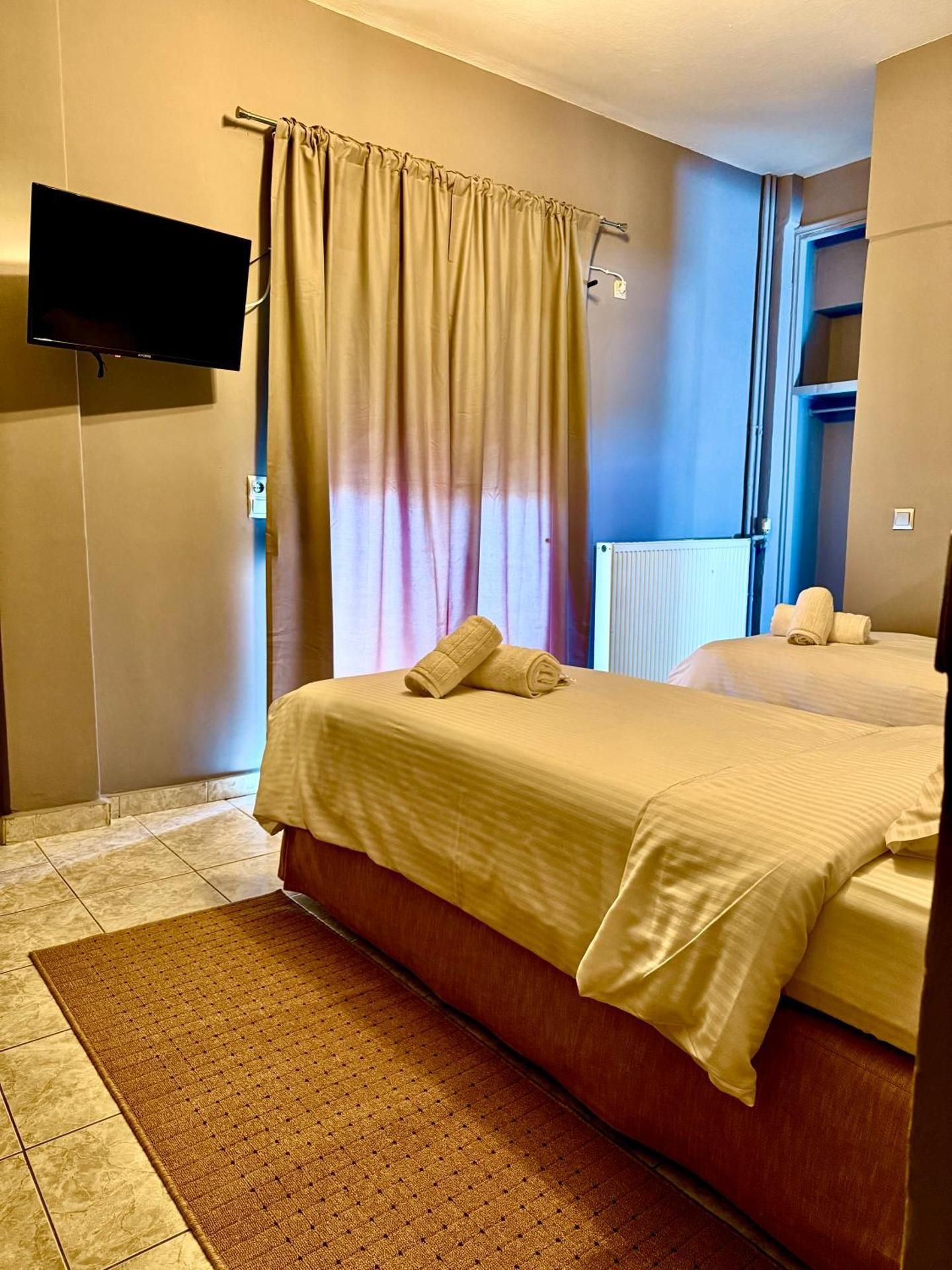 Deluxe Quadruple Room