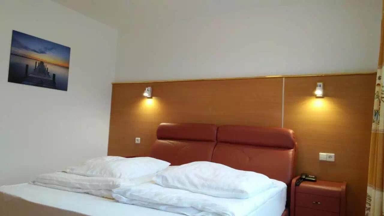 Budget Single Room